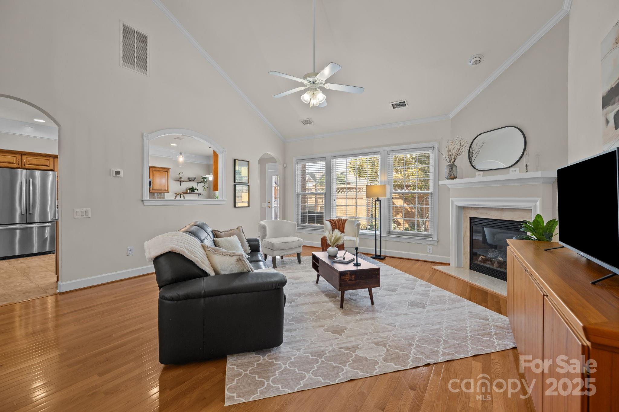 15203 Arleta Circle