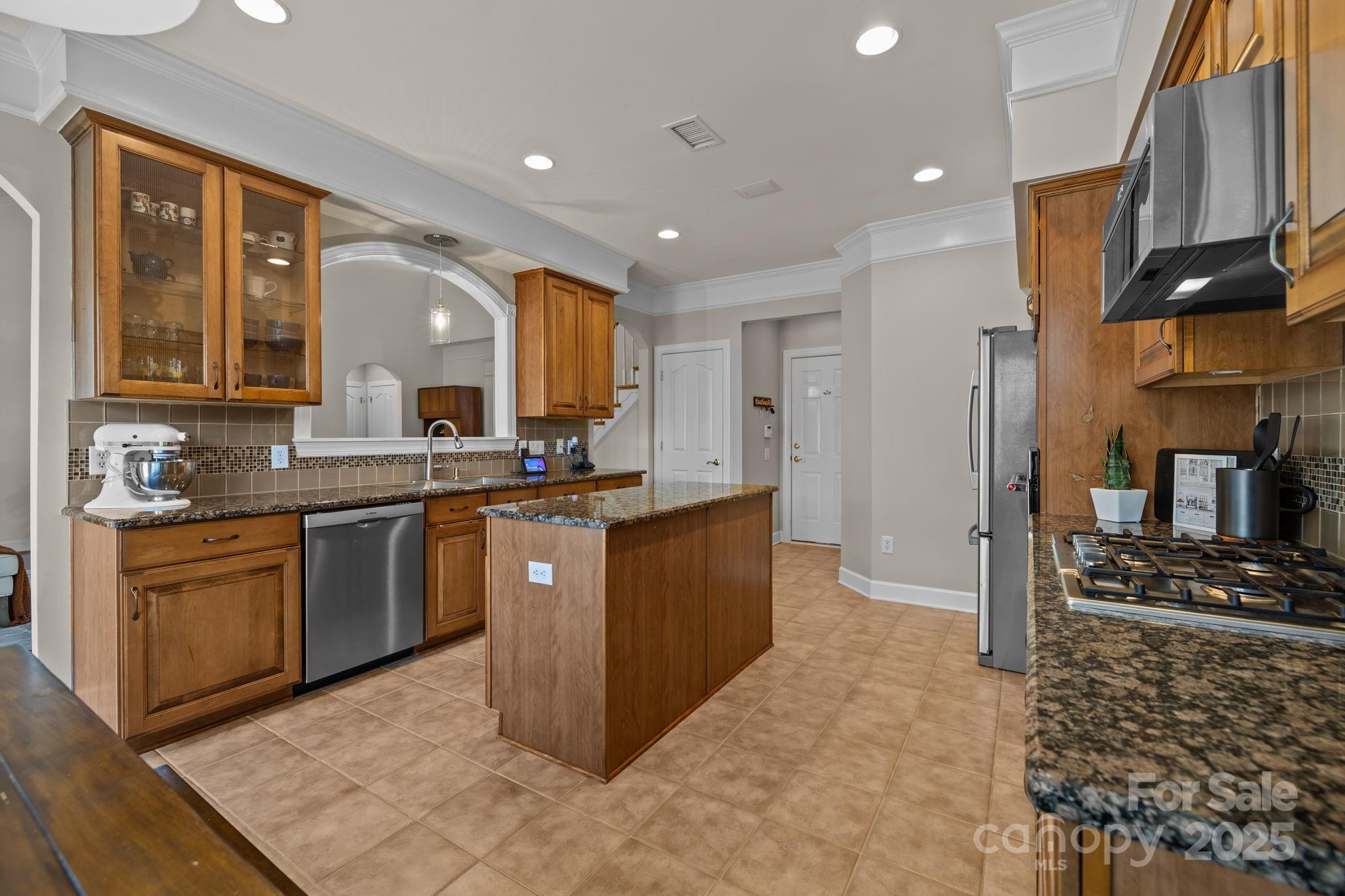 15203 Arleta Circle