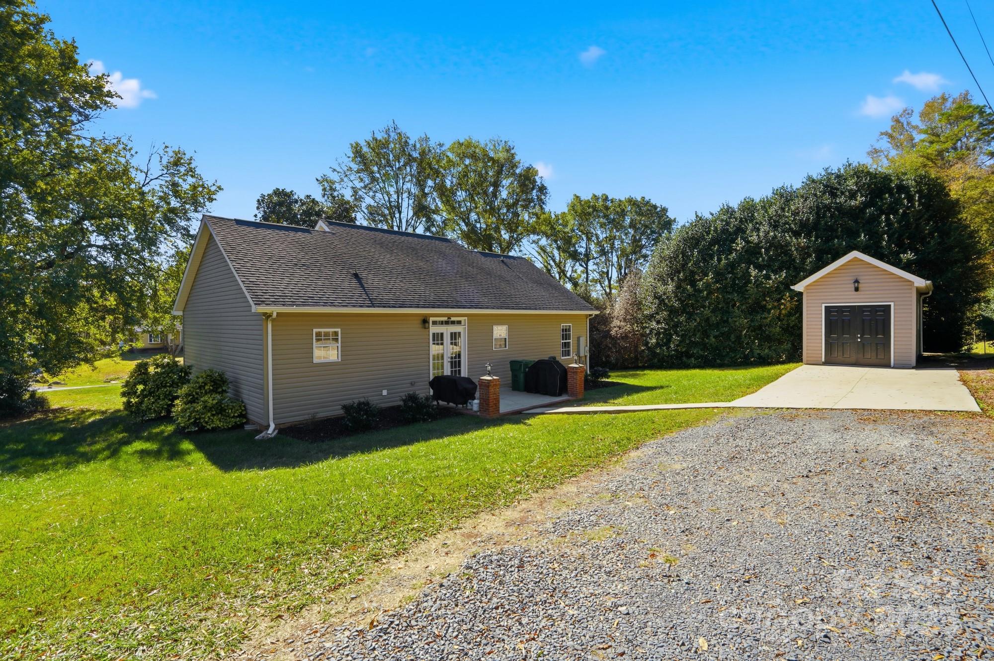 213 Carrie Drive