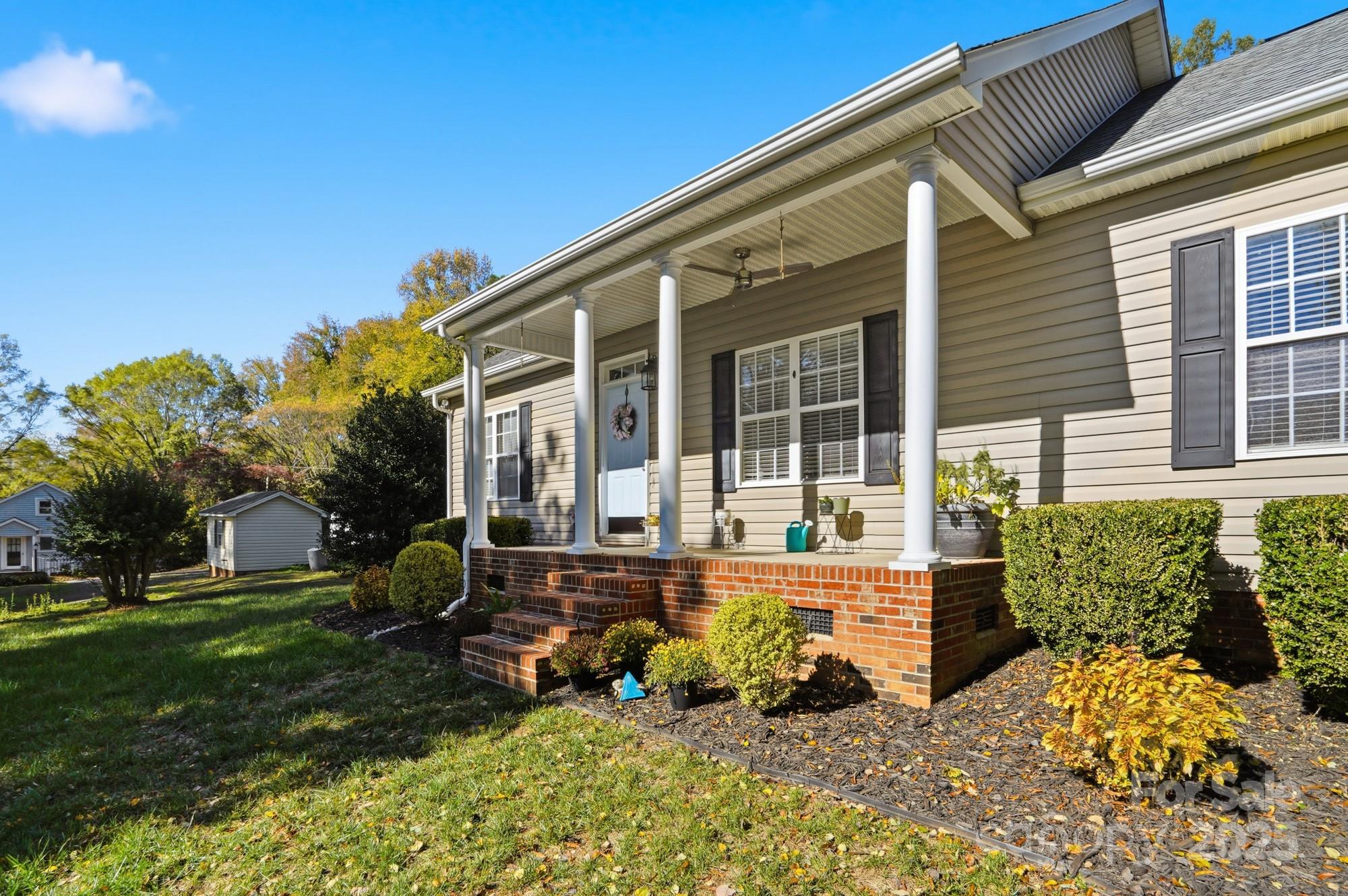213 Carrie Drive