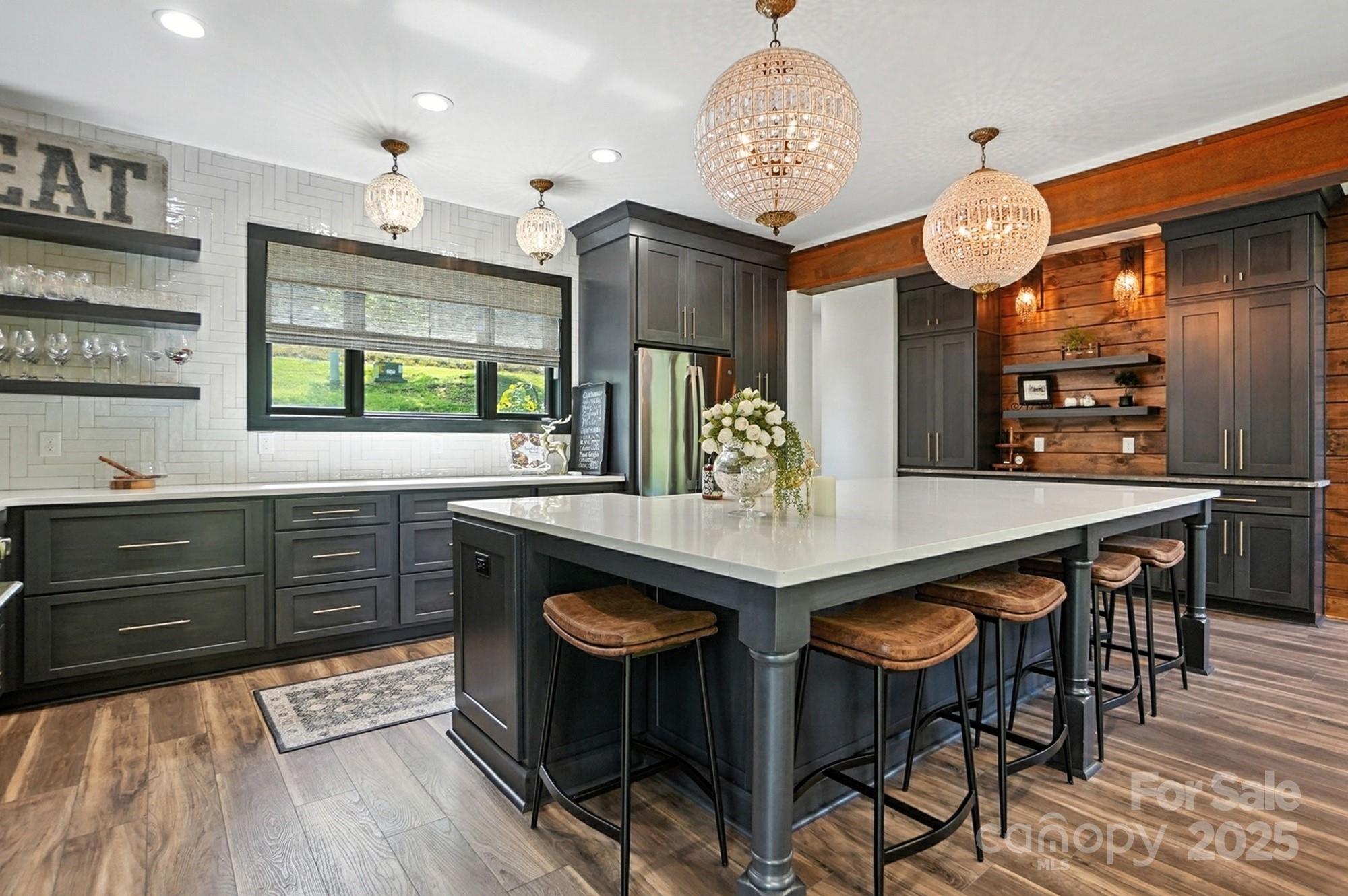 727 Riverwind Drive