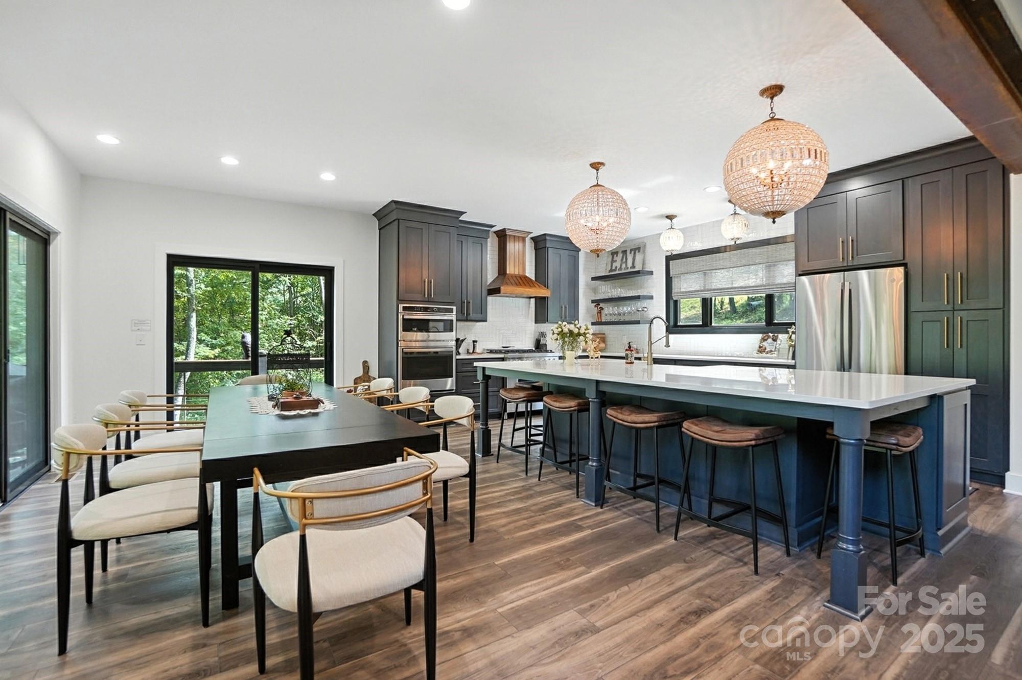 727 Riverwind Drive