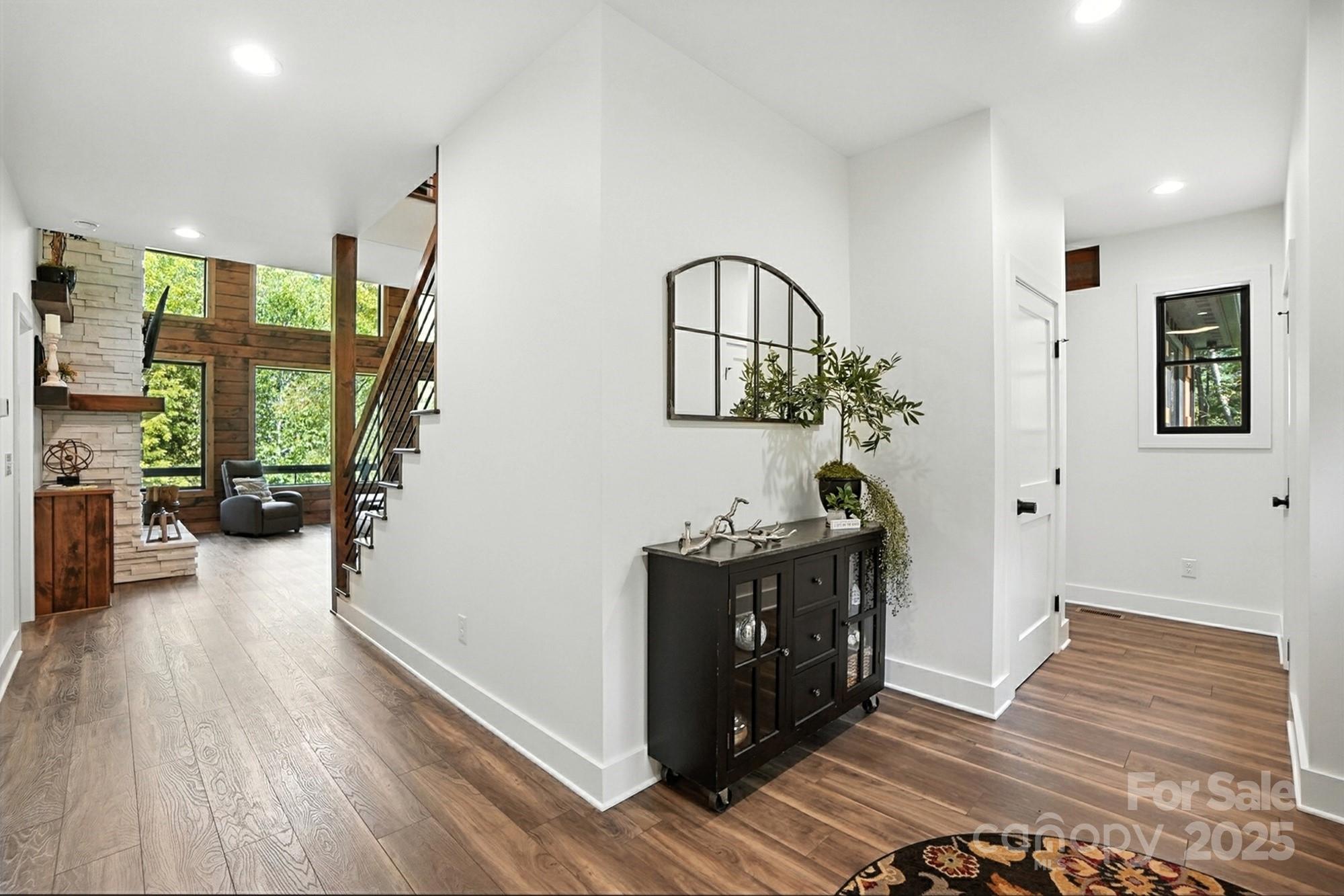 727 Riverwind Drive