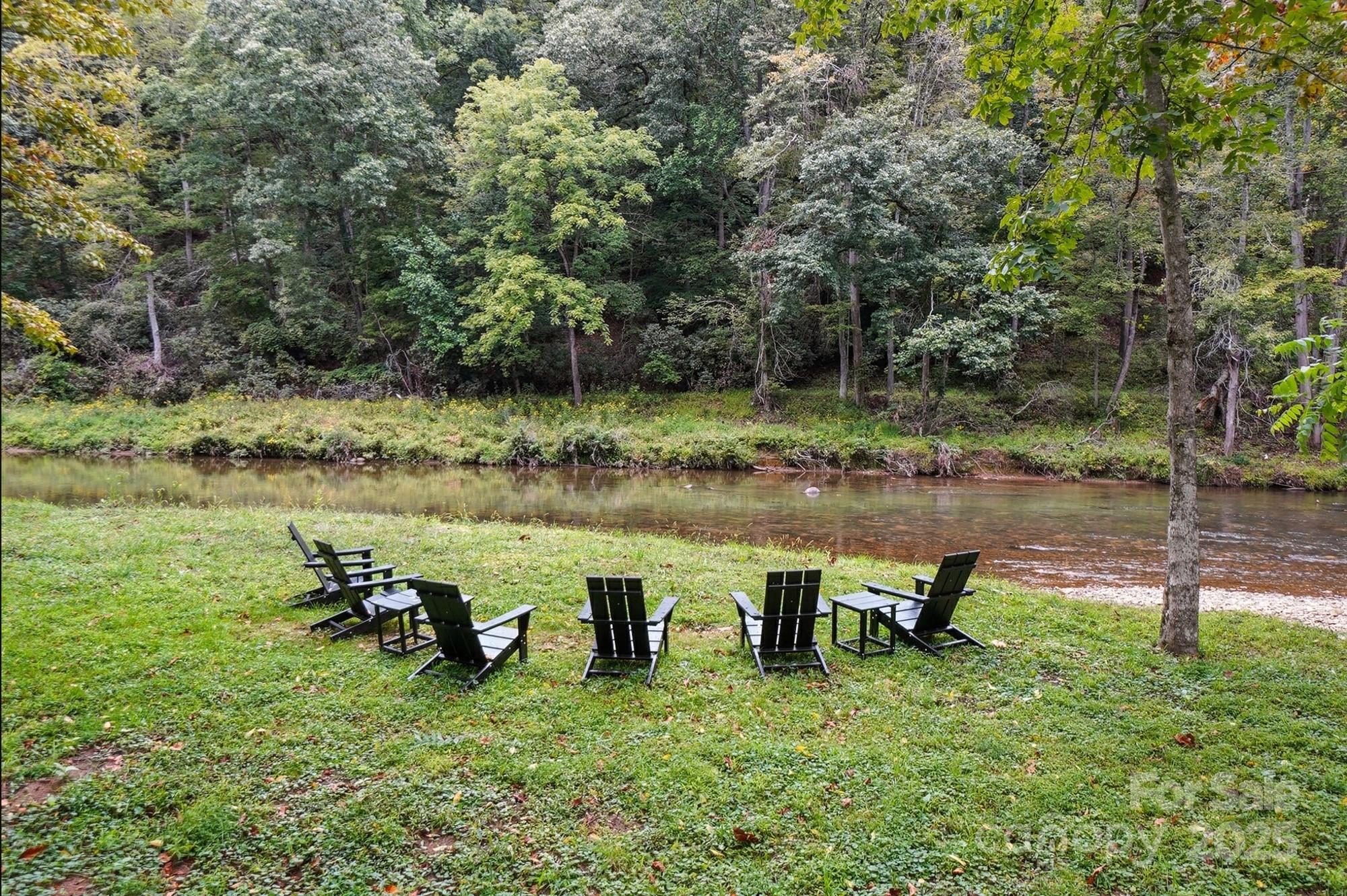 727 Riverwind Drive
