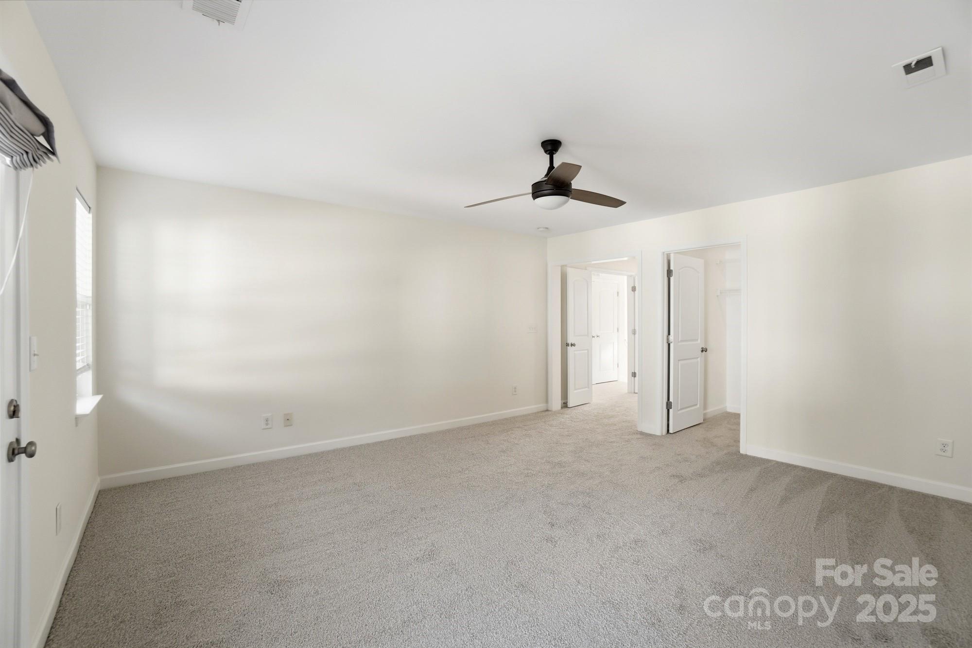 2905 White Willow Road