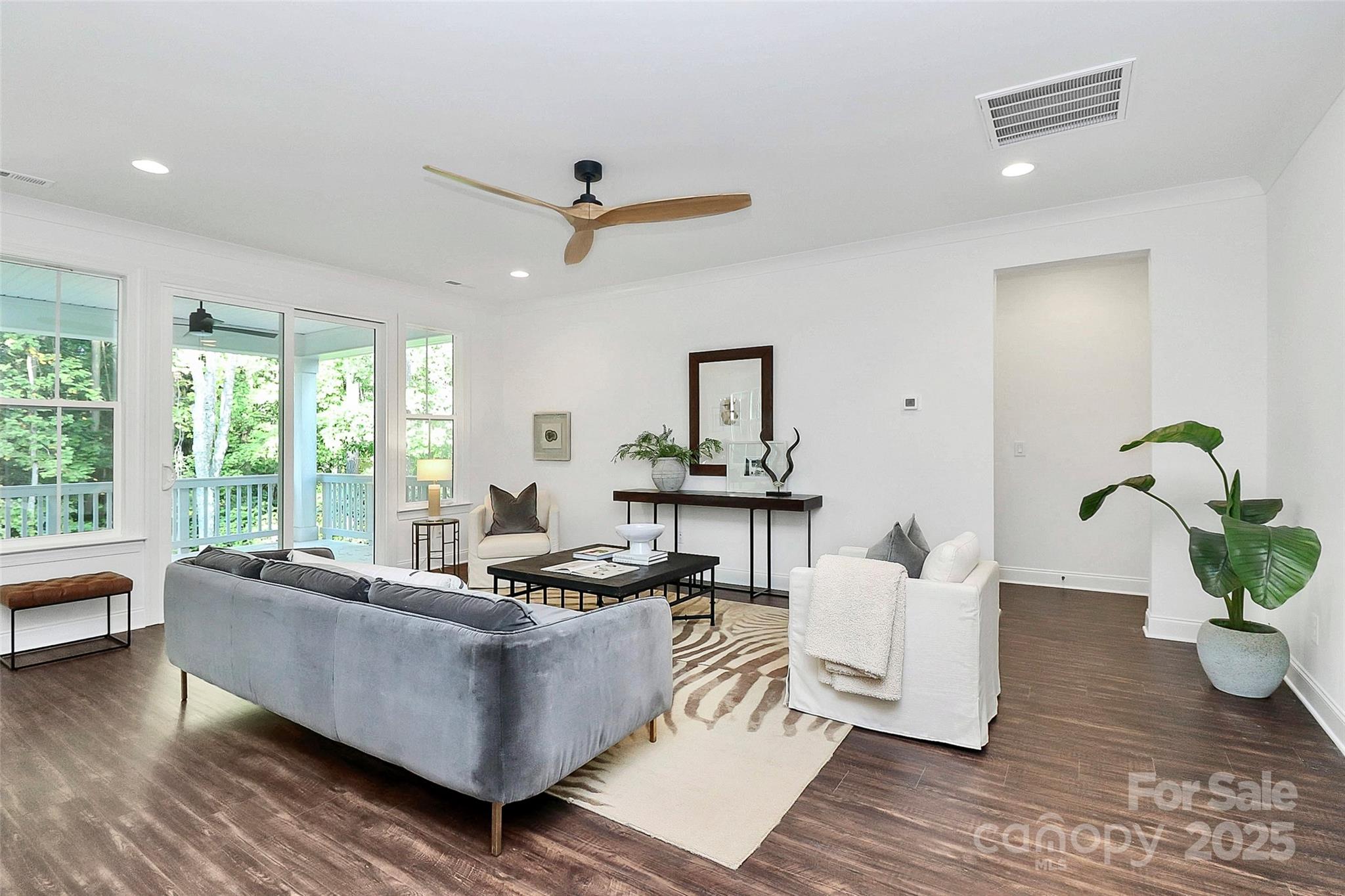 4315 Palm Drive