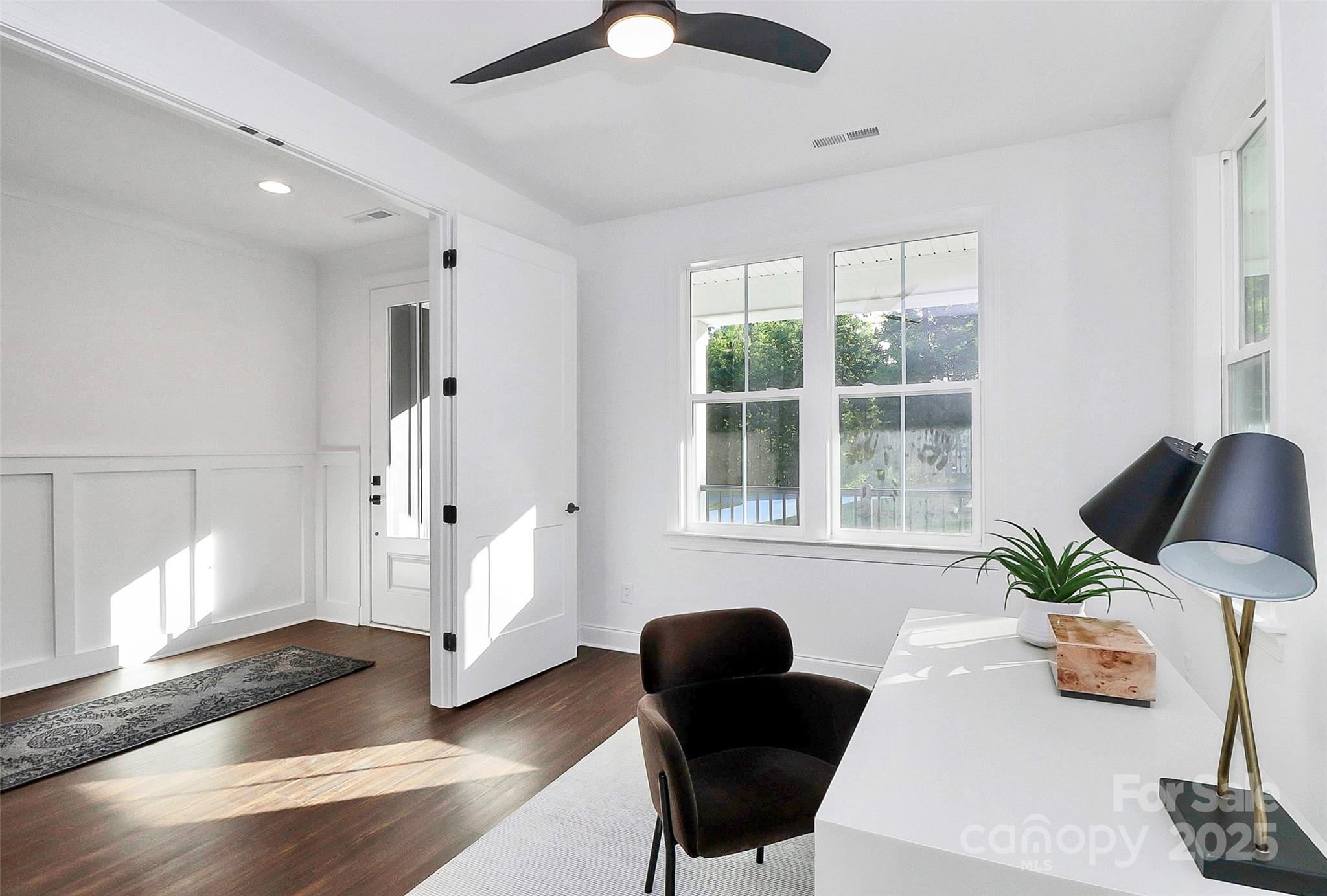 4315 Palm Drive