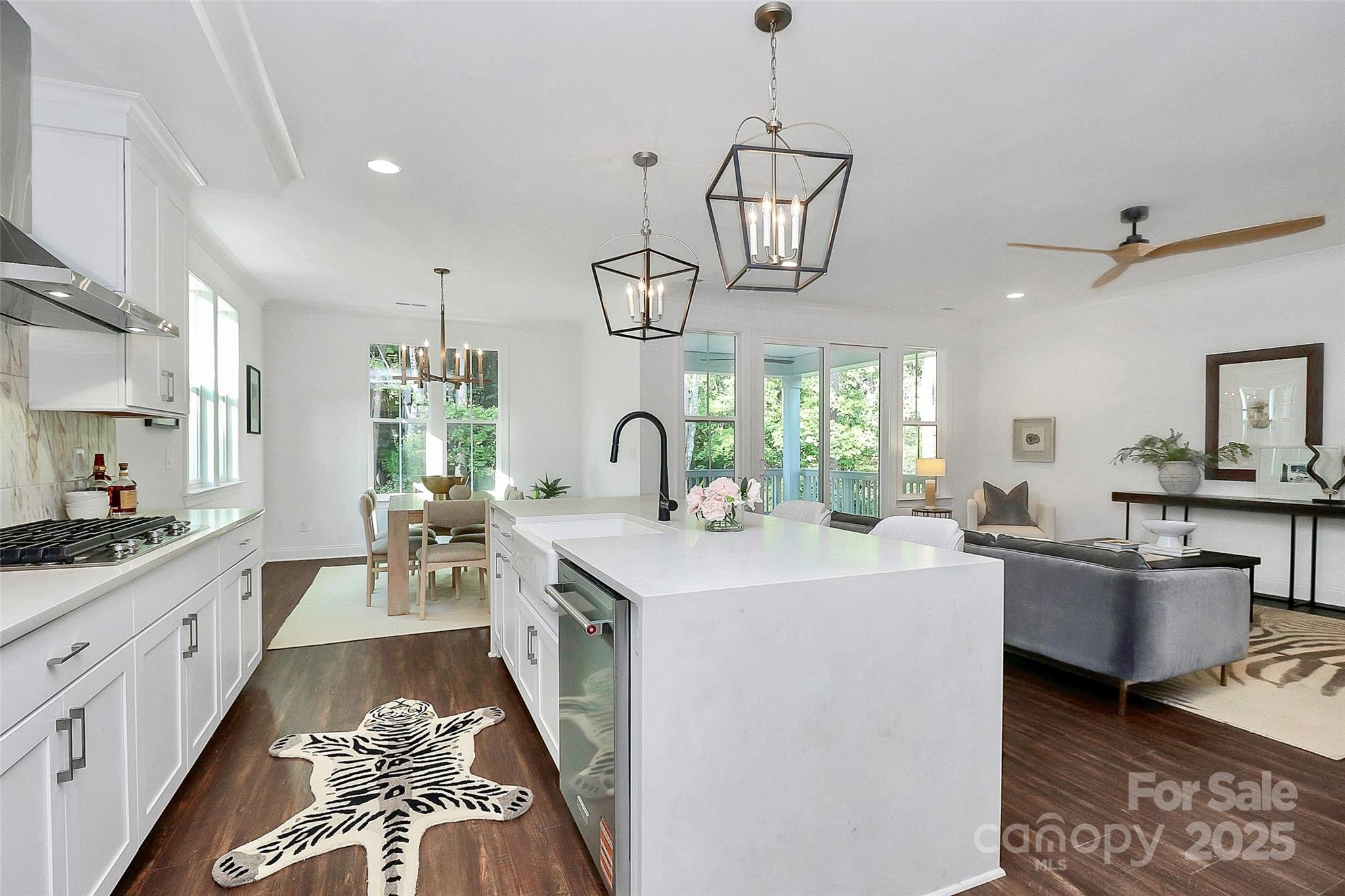 4315 Palm Drive