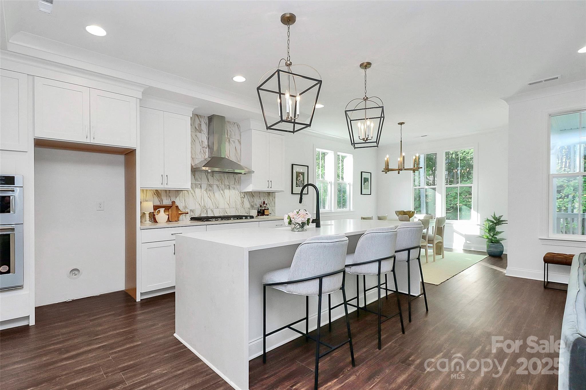 4315 Palm Drive