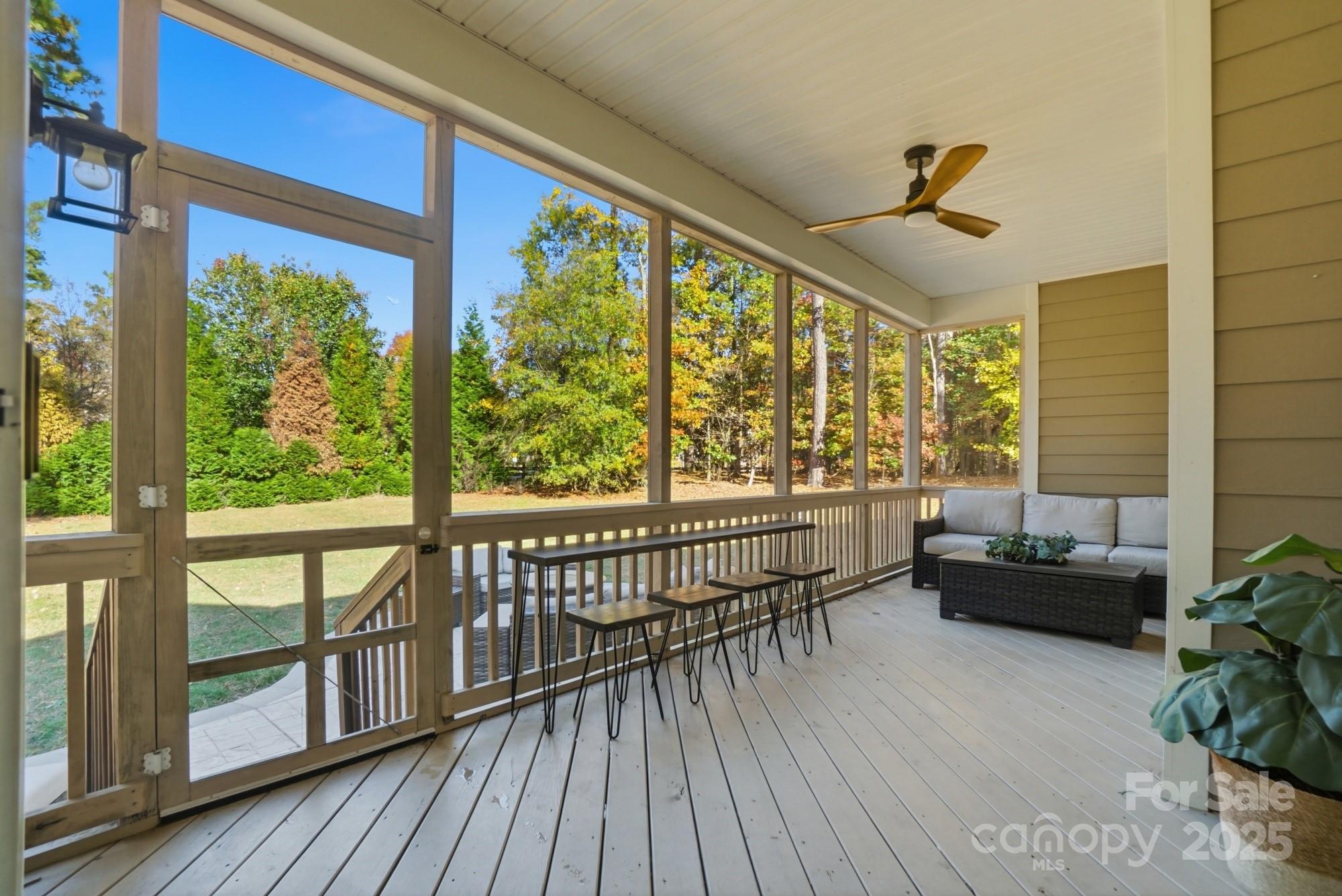 121 Skip Jack Point Court
