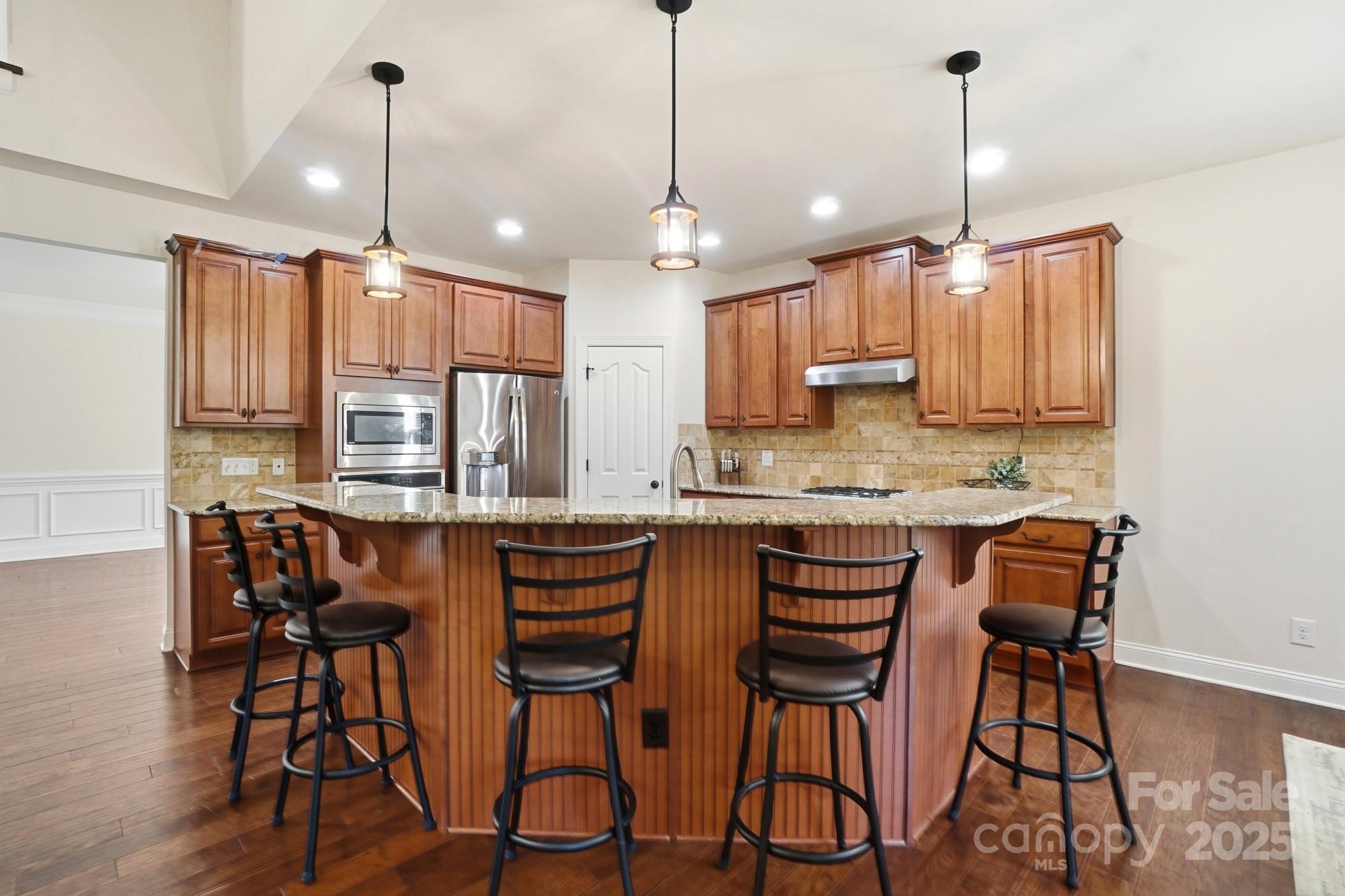 121 Skip Jack Point Court