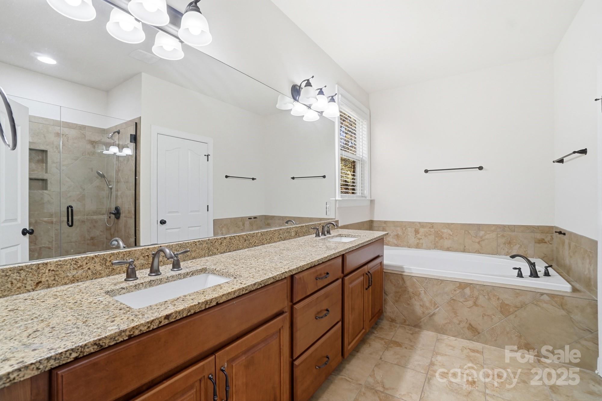 121 Skip Jack Point Court