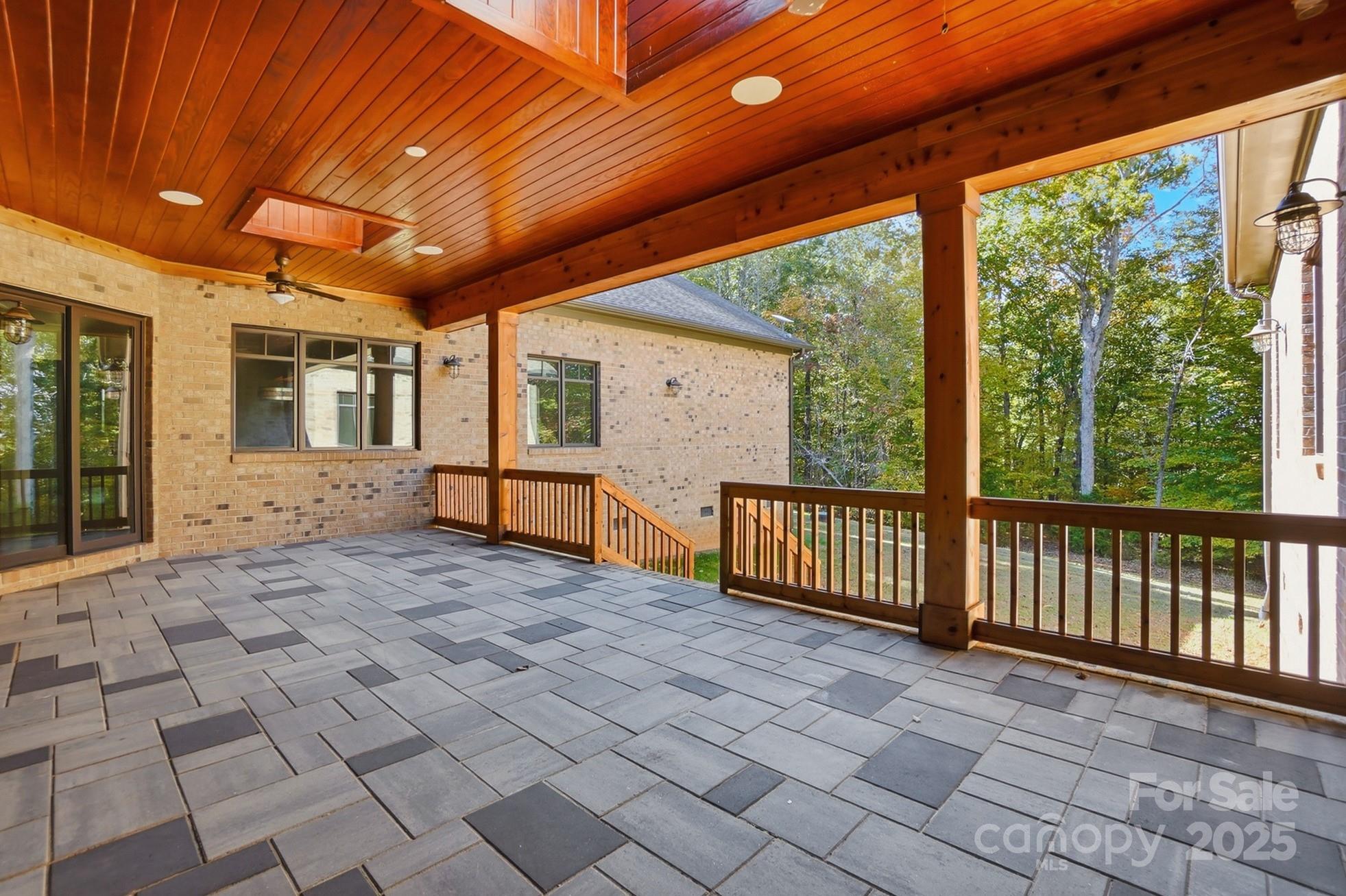 1421 Saratoga Woods Drive