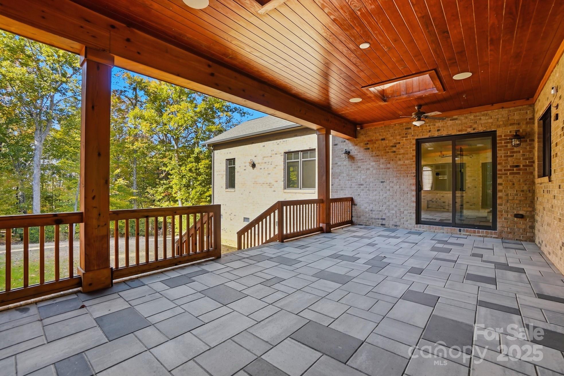 1421 Saratoga Woods Drive