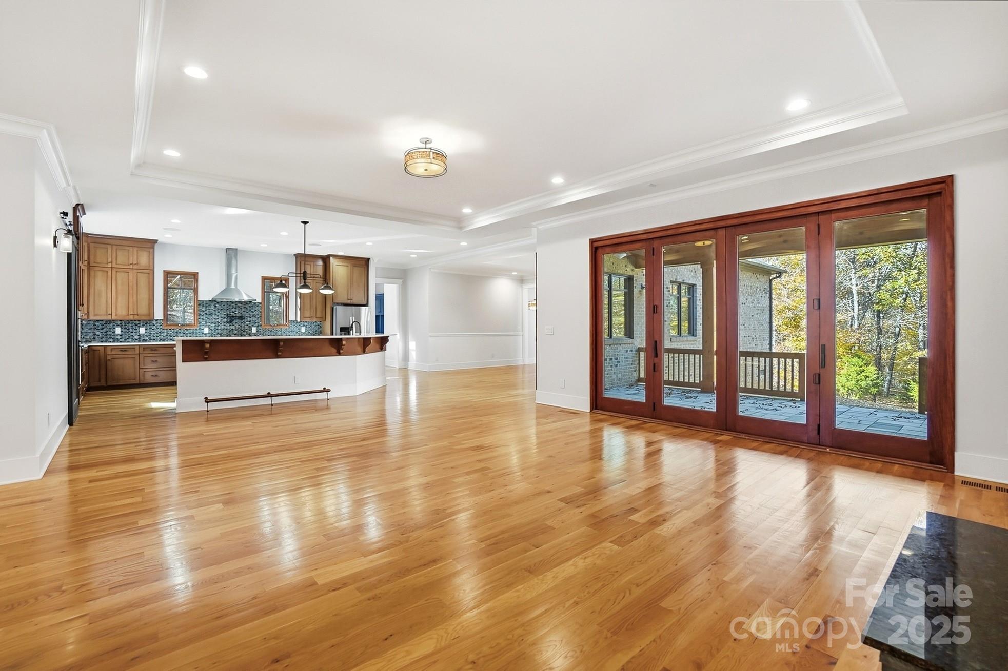 1421 Saratoga Woods Drive