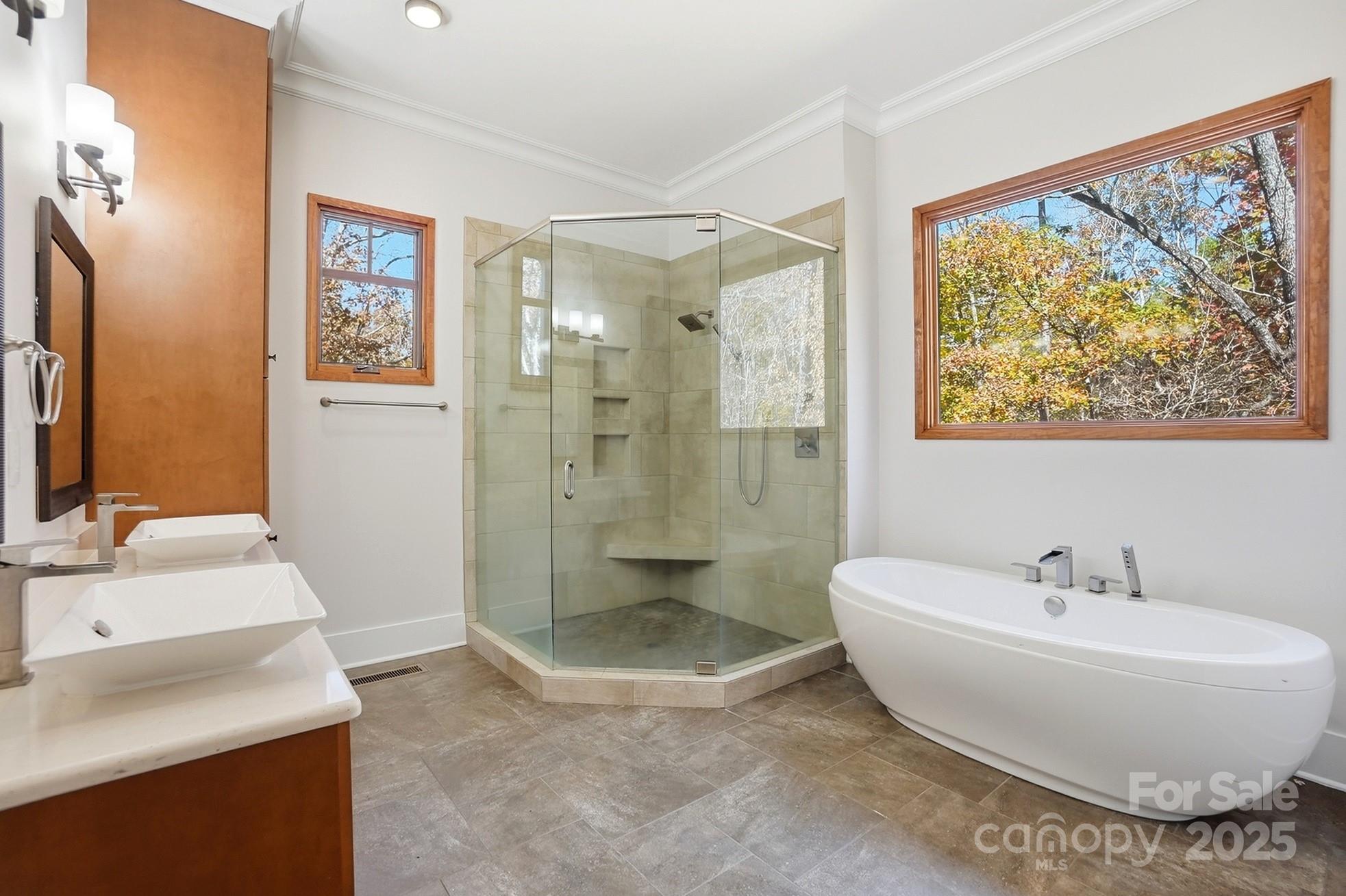 1421 Saratoga Woods Drive