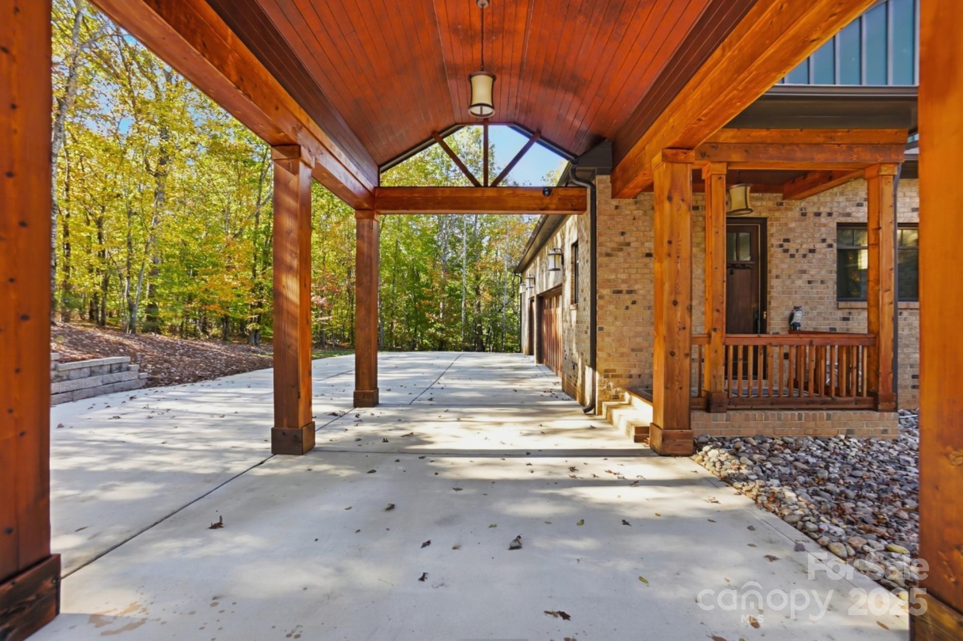 1421 Saratoga Woods Drive