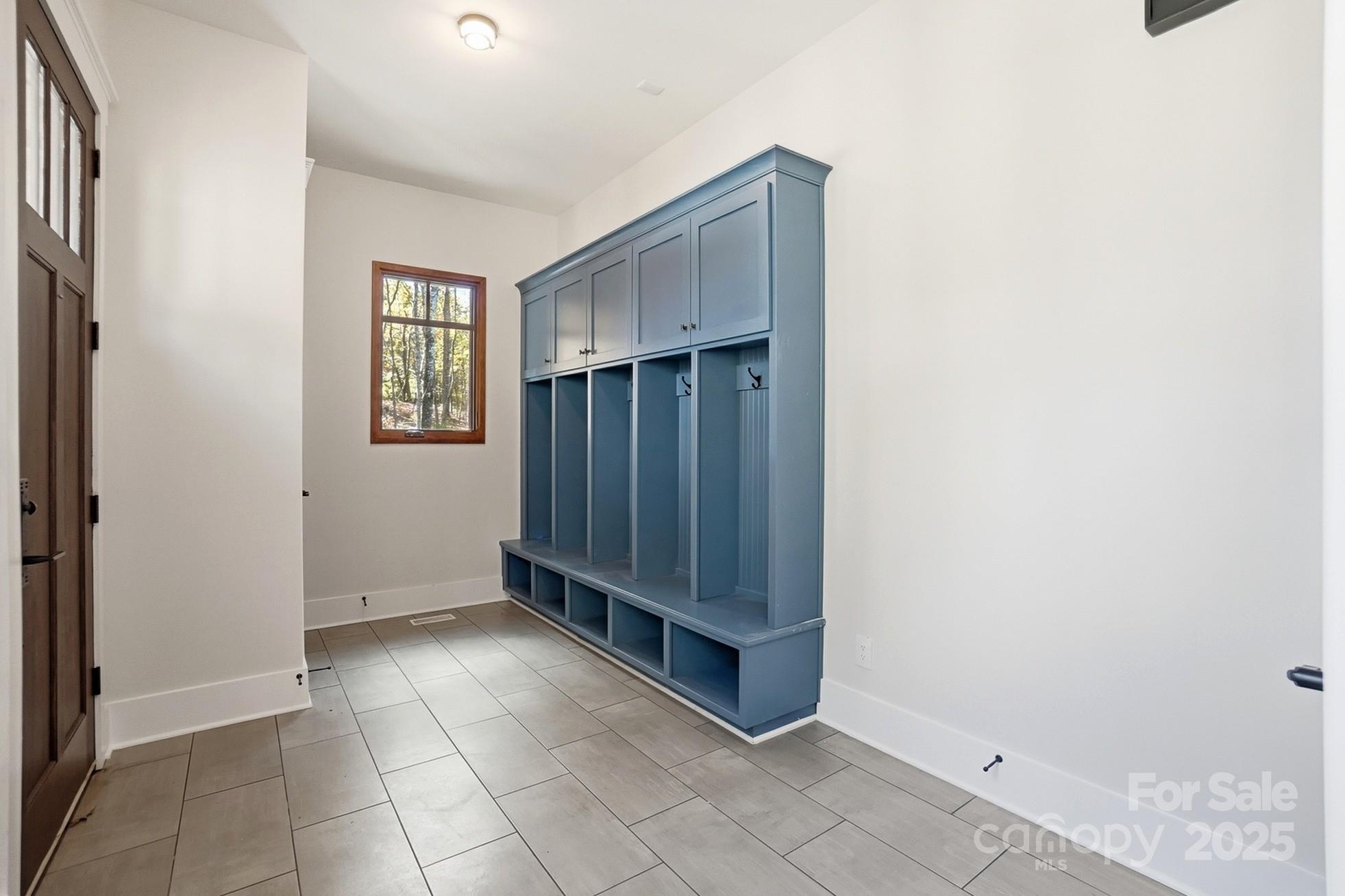 1421 Saratoga Woods Drive