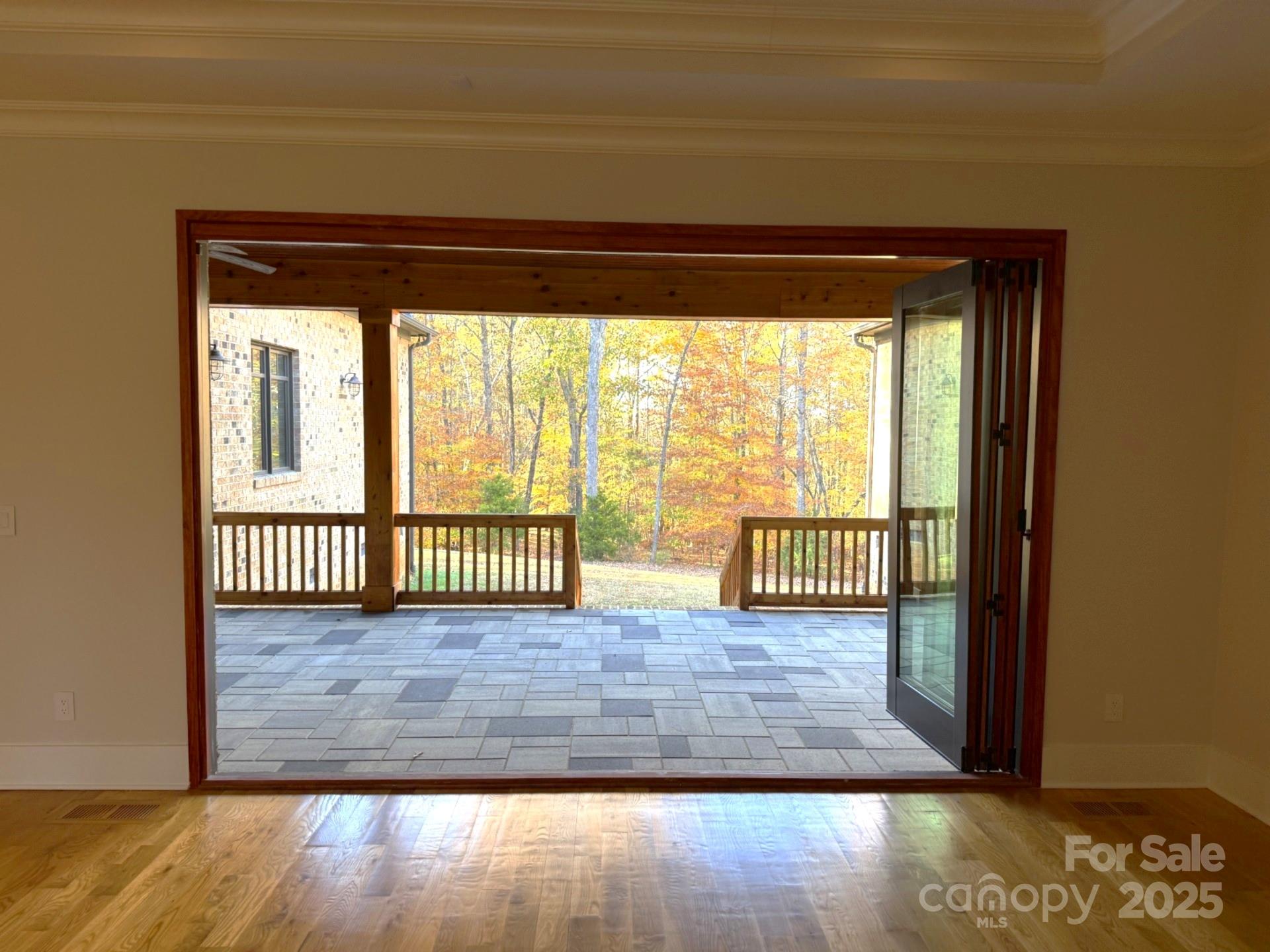 1421 Saratoga Woods Drive