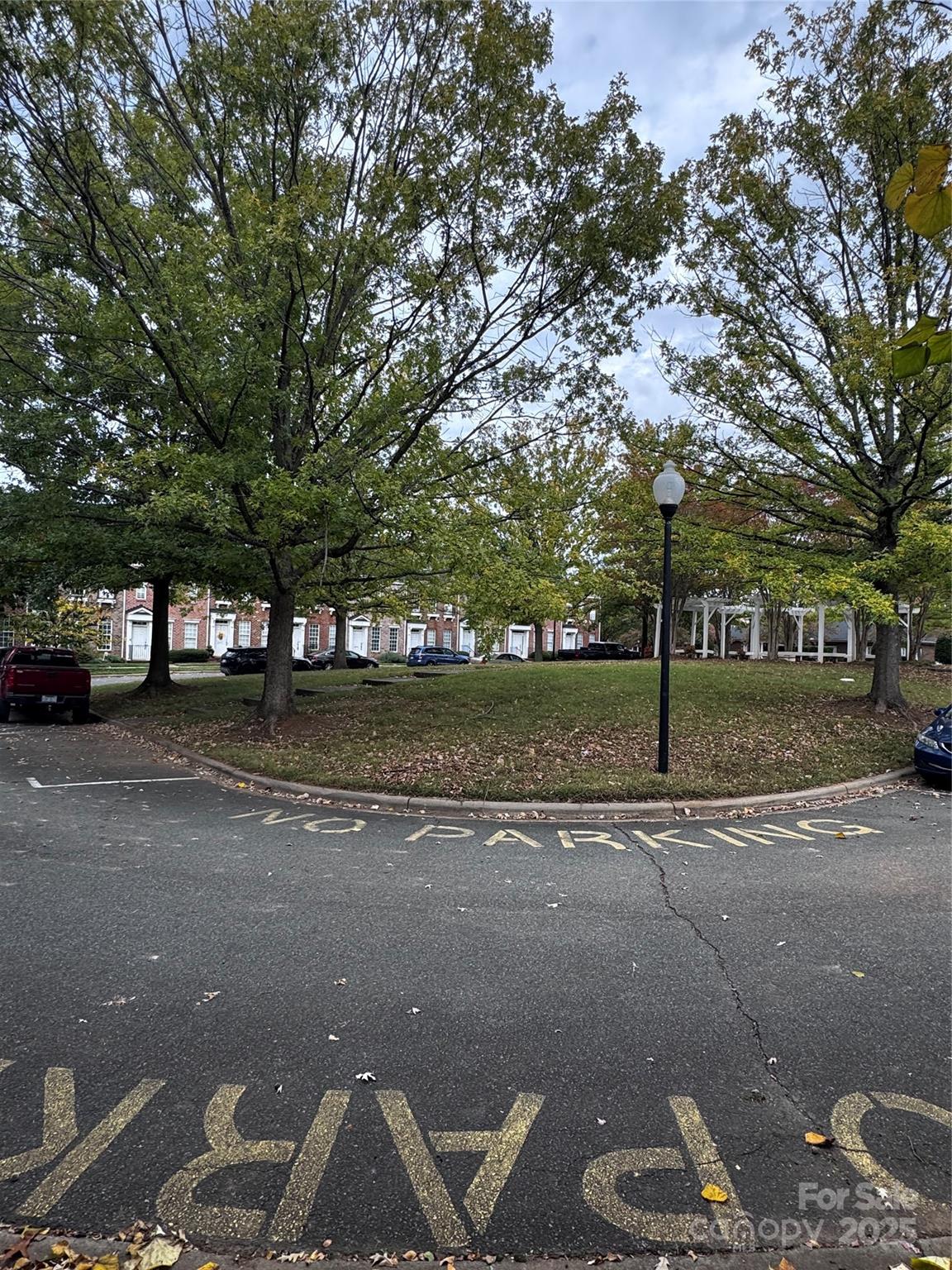 9921 Ansonborough Square