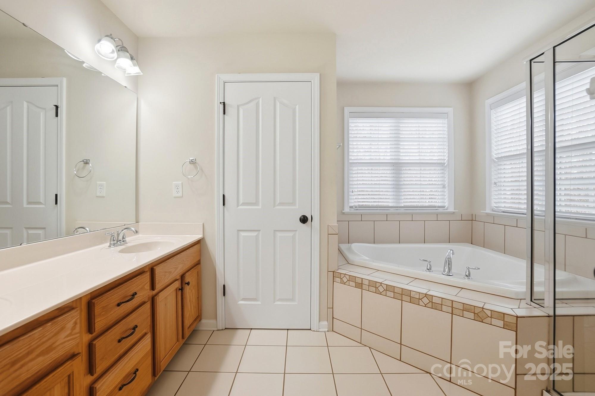 1711 Drexel Bay Lane