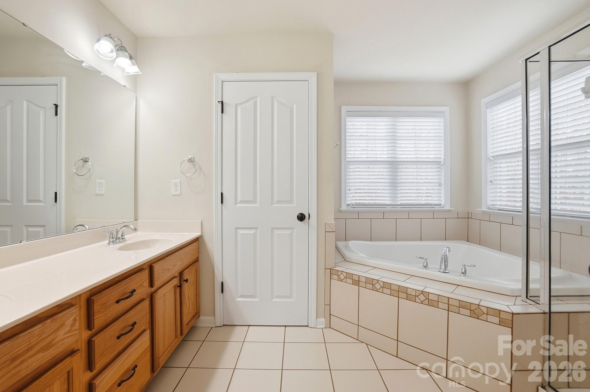 1711 Drexel Bay Lane