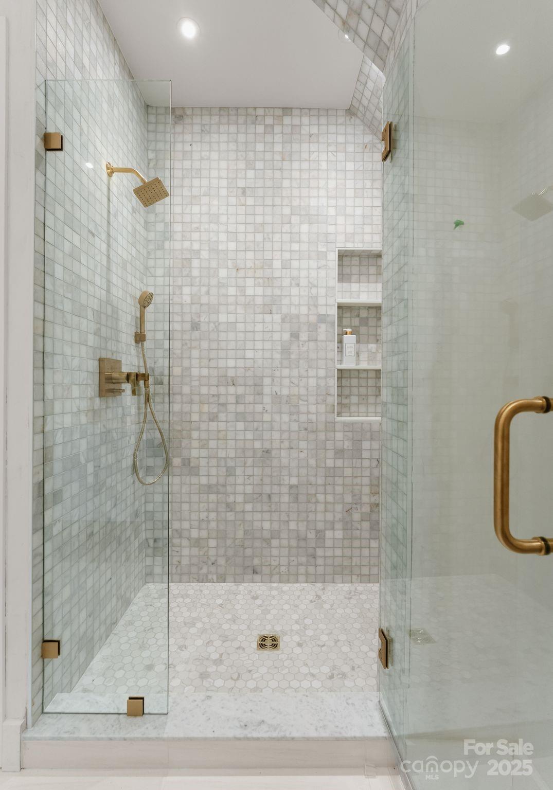 421 Marsh Road Unit: 103