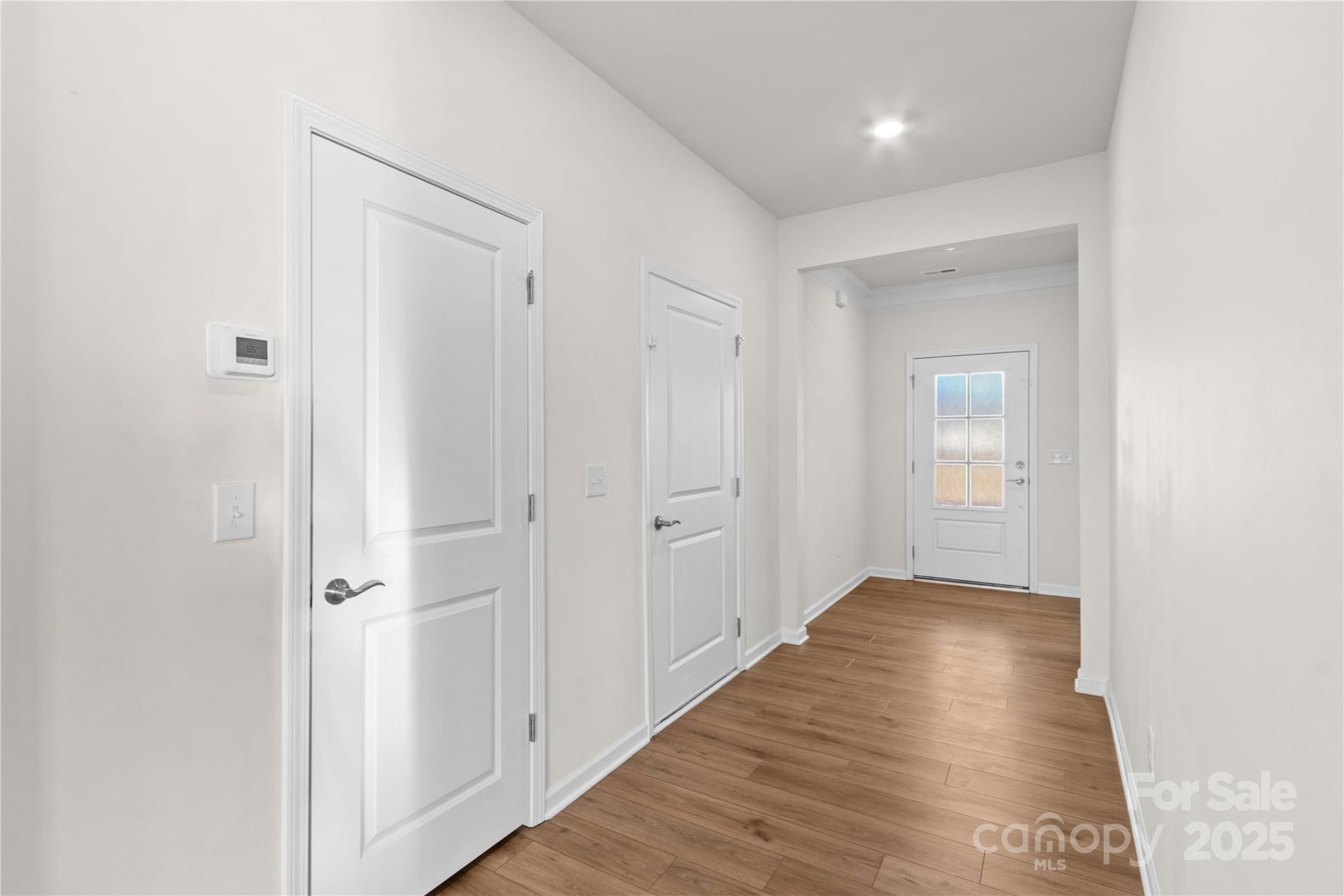206 White Apple Way