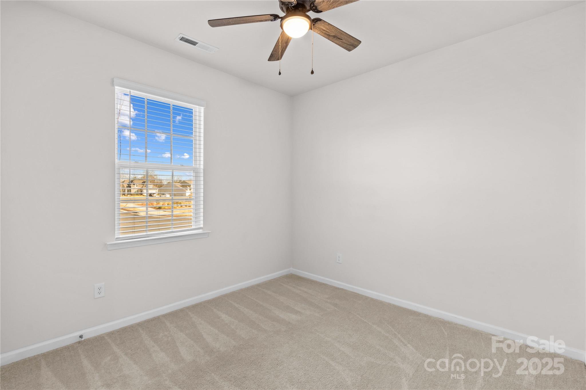 206 White Apple Way