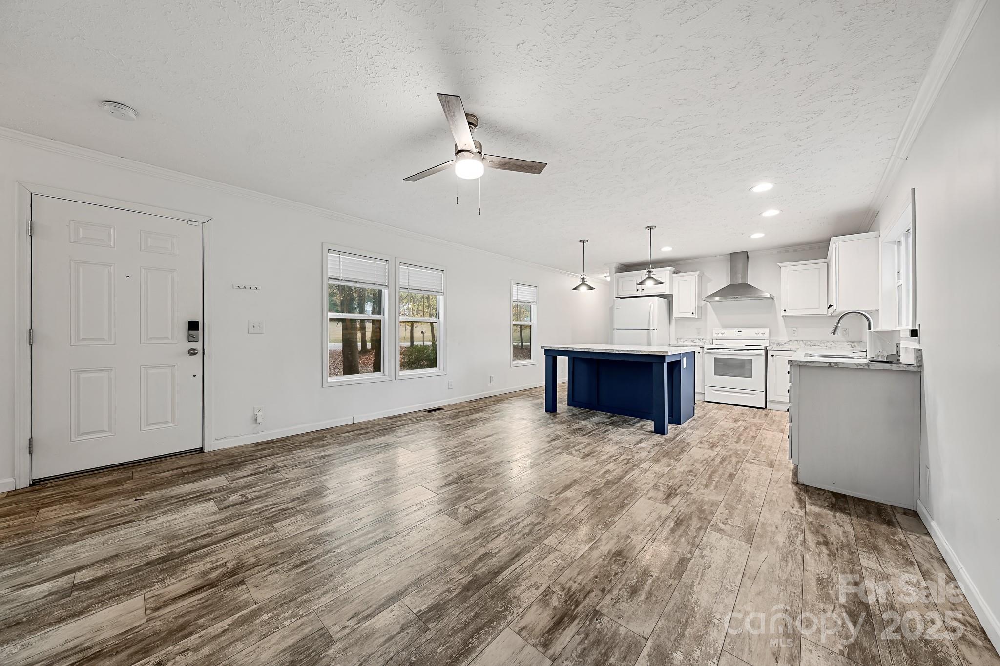 2200 Oldfield Road