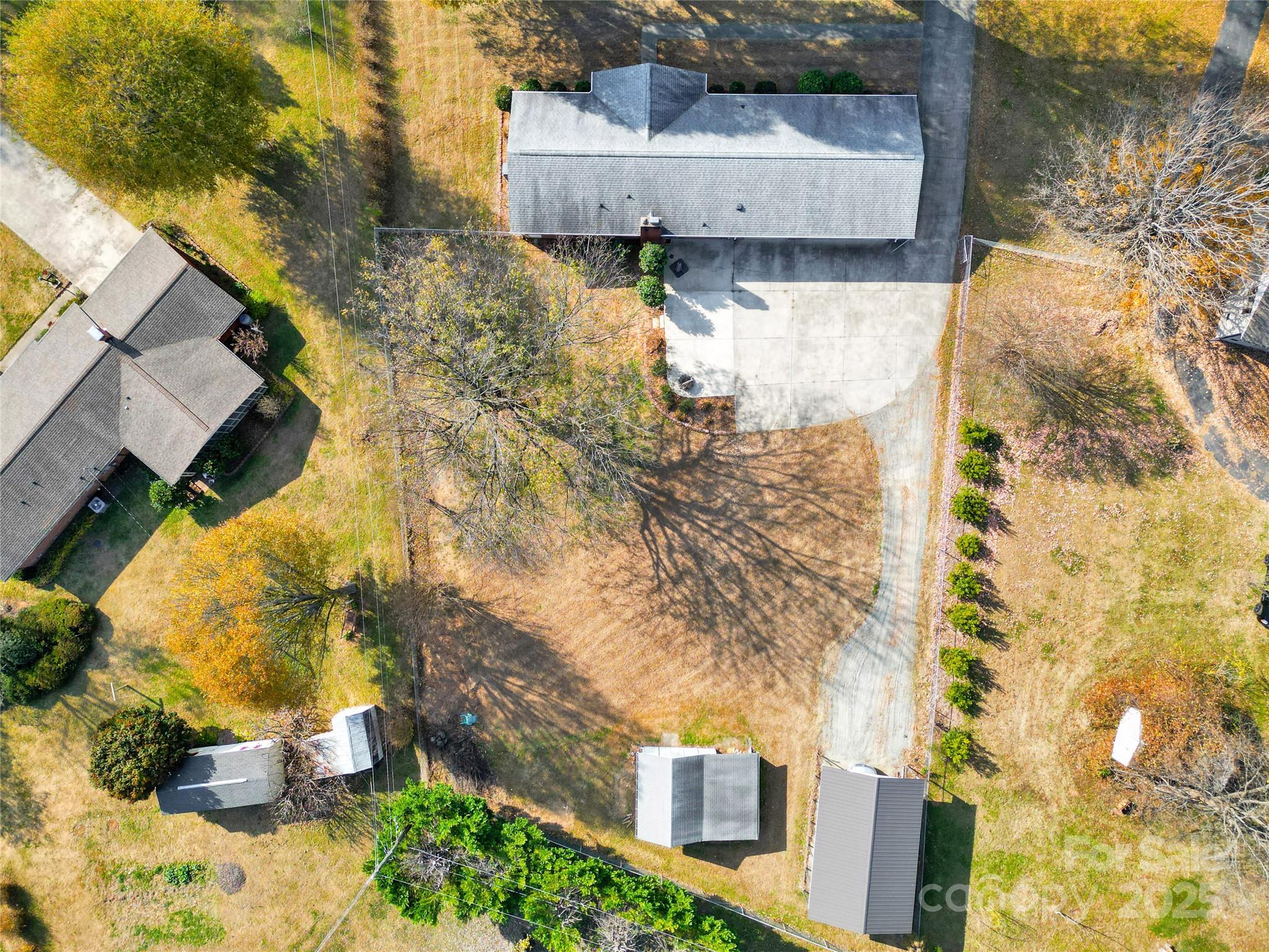 202 Fieldcrest Drive