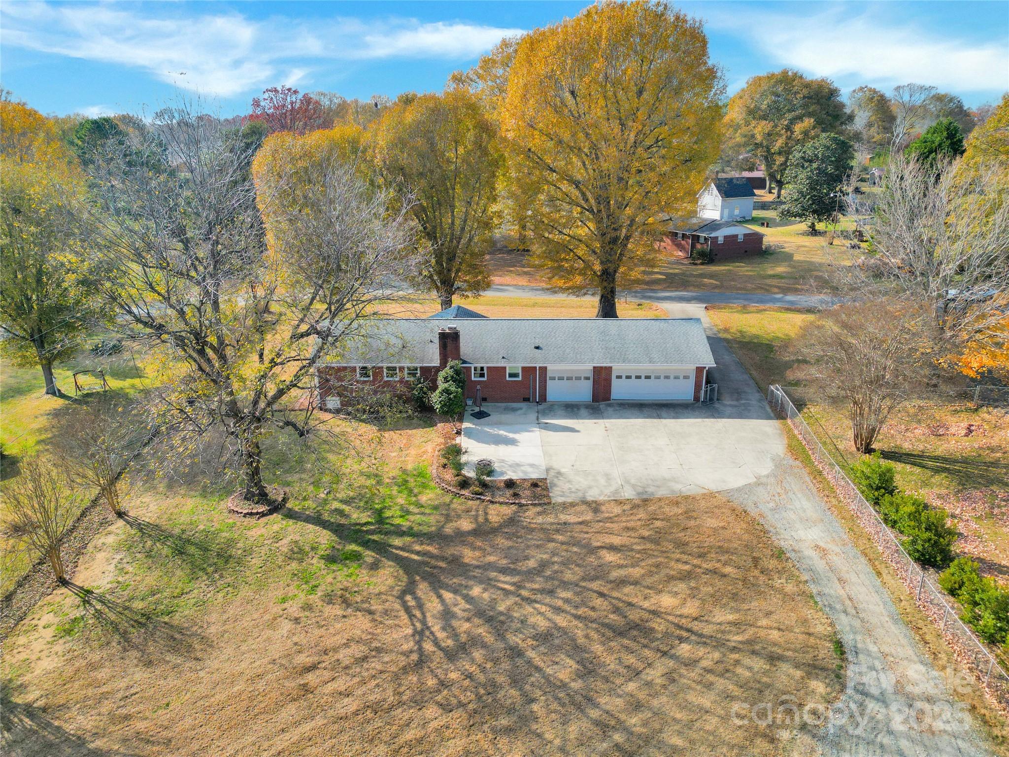 202 Fieldcrest Drive