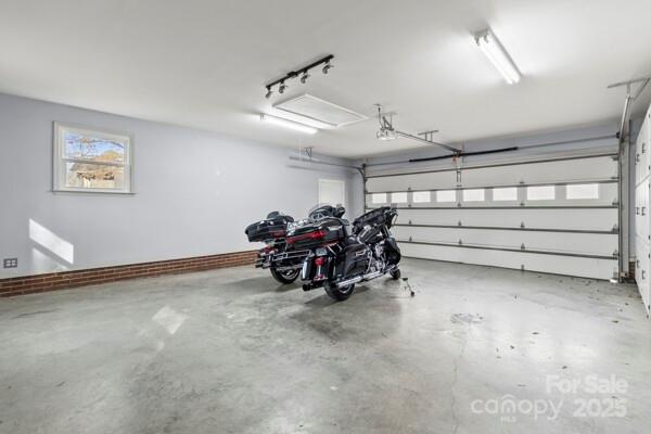 202 Fieldcrest Drive