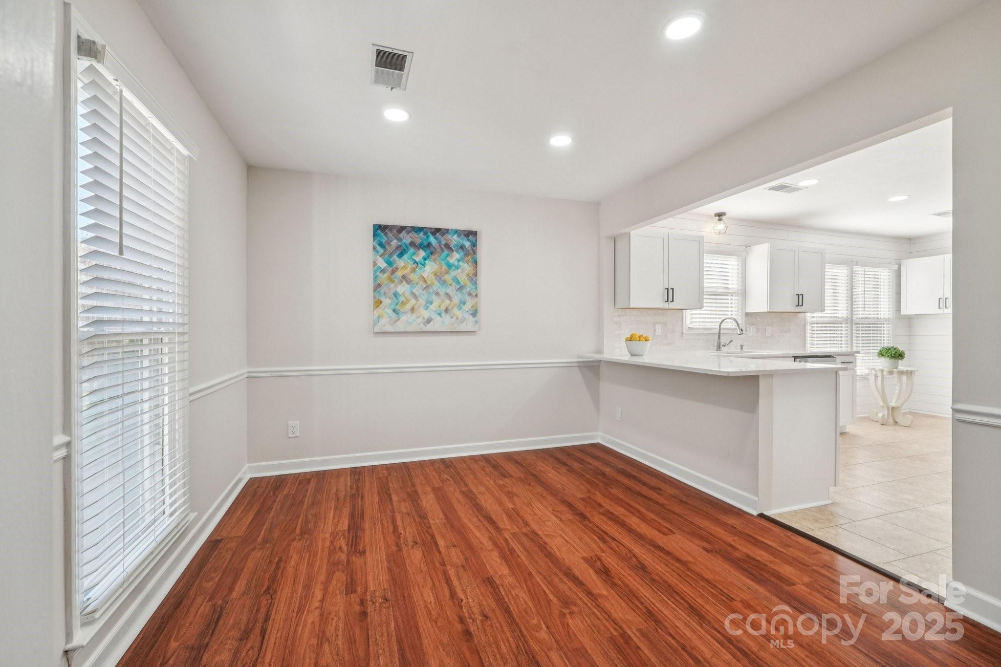 9401 Elvis Drive
