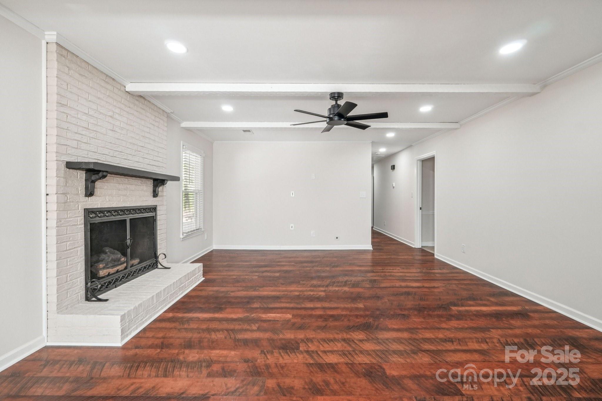 9401 Elvis Drive
