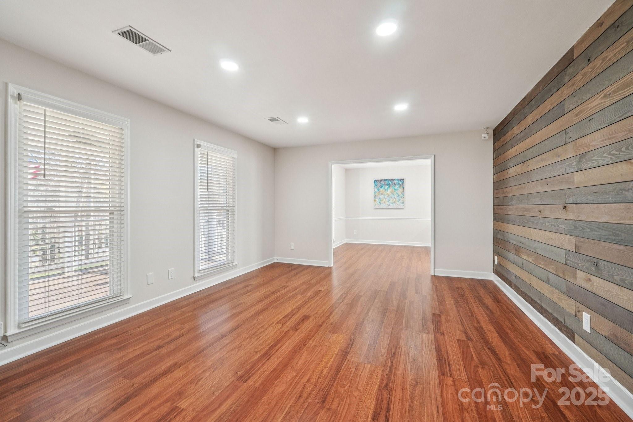 9401 Elvis Drive