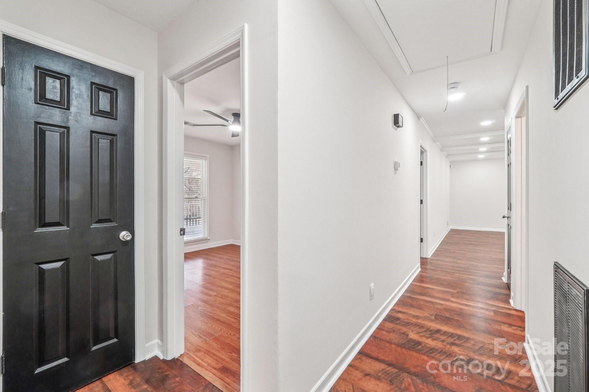 9401 Elvis Drive