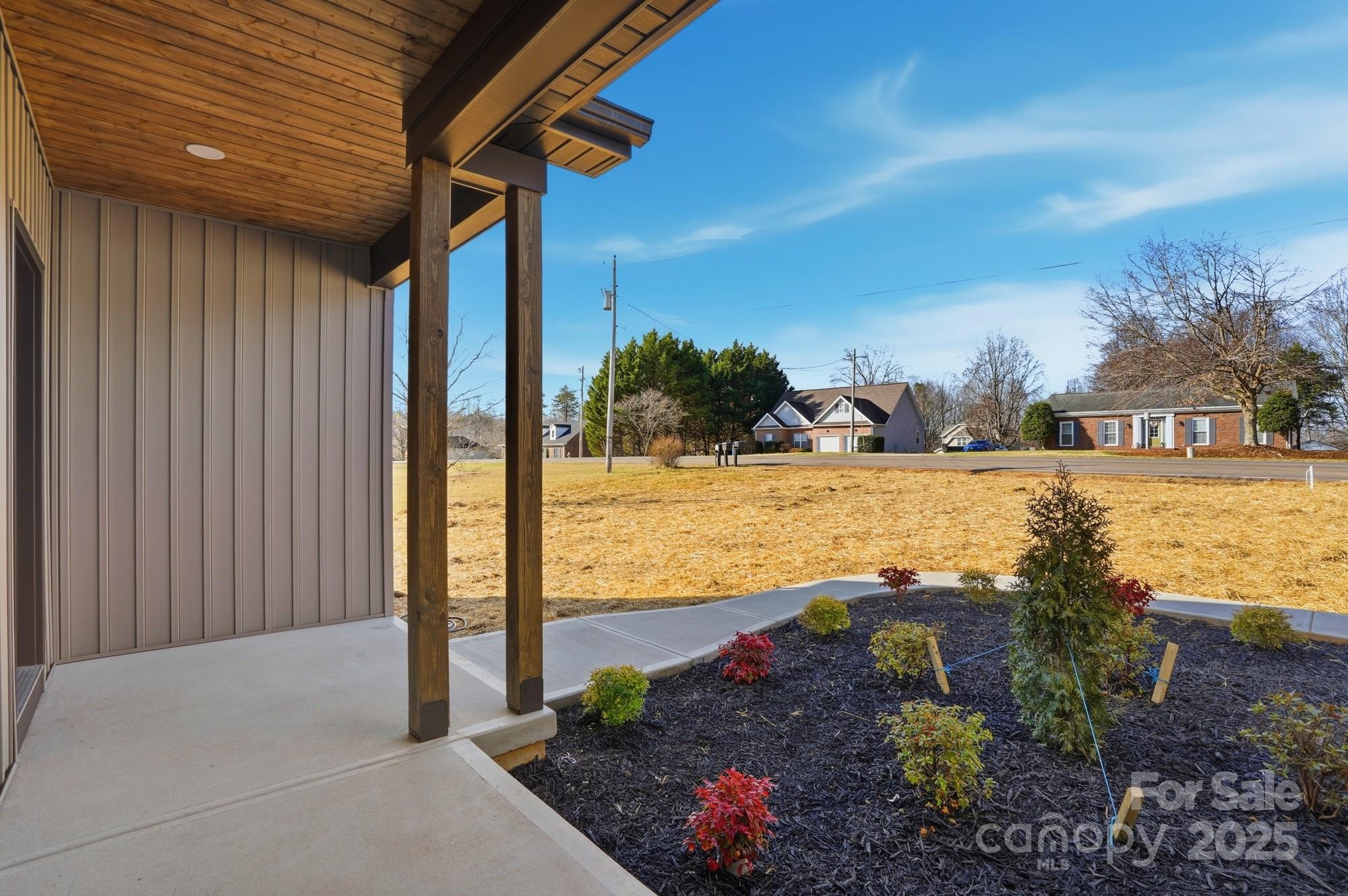 222 River Hill Road