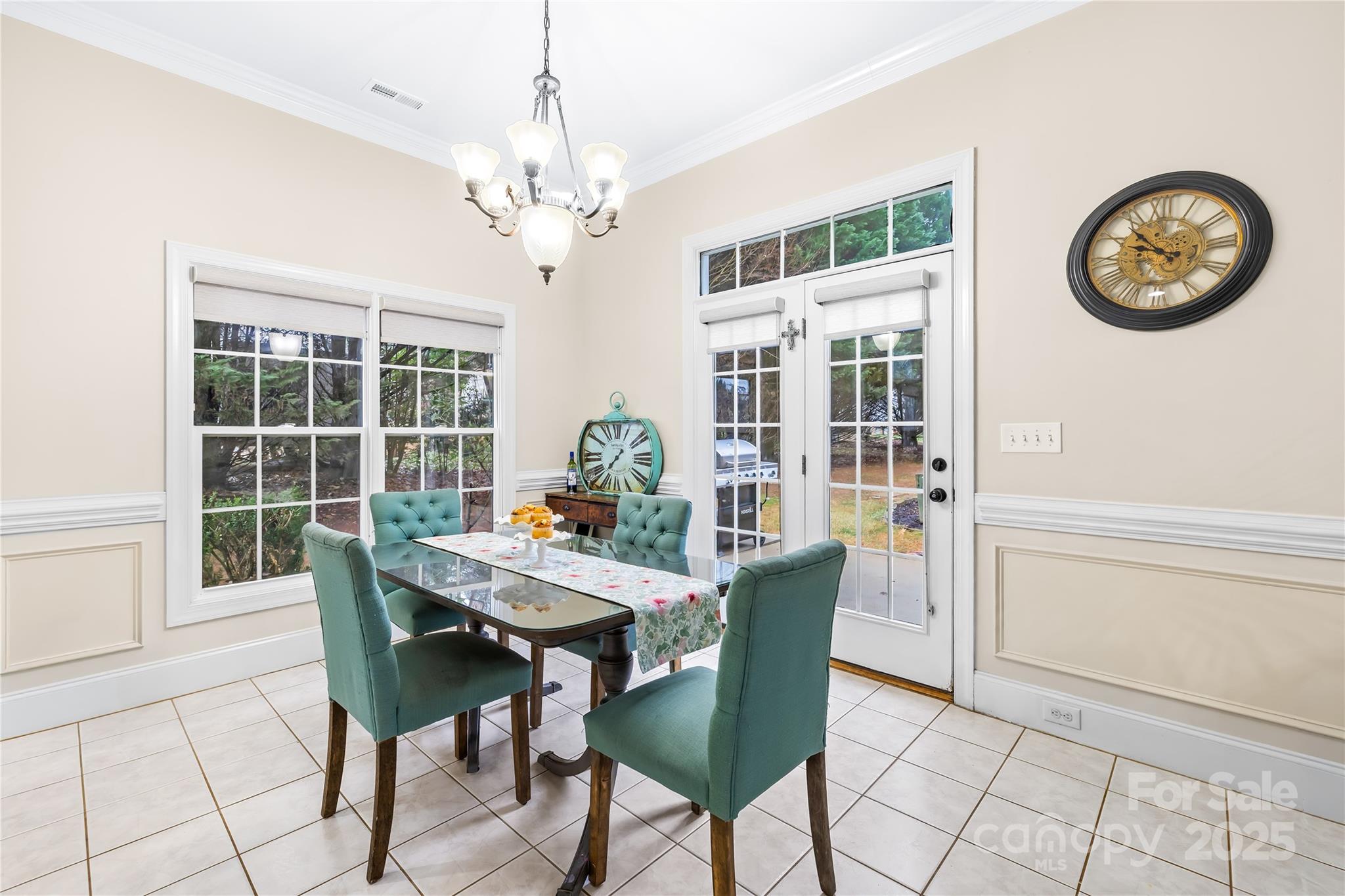 115 Springlake Drive