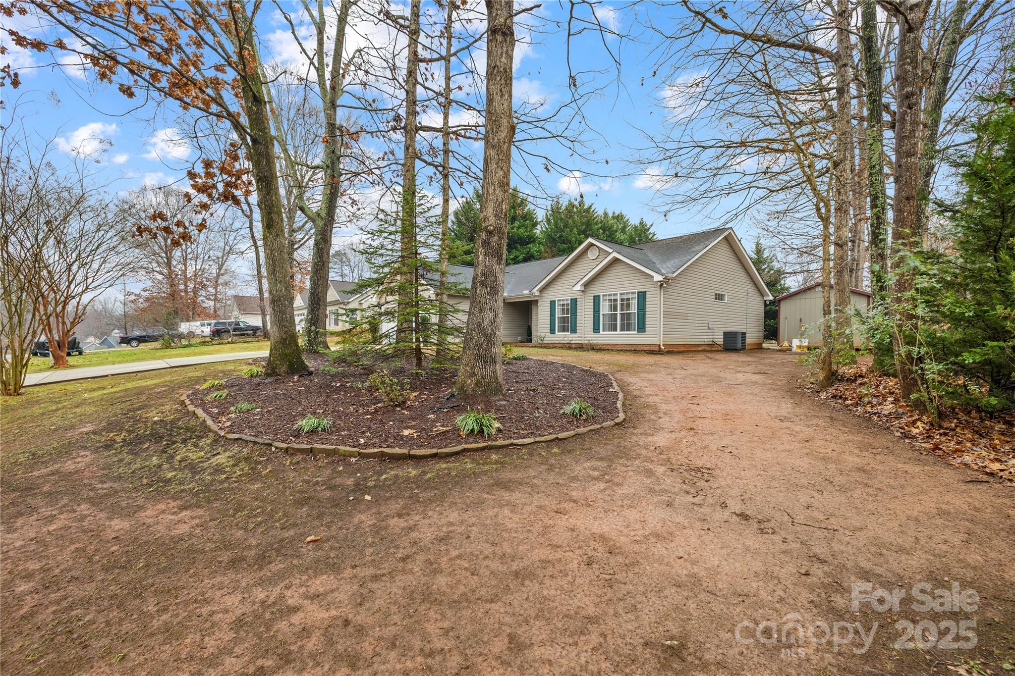 115 Springlake Drive