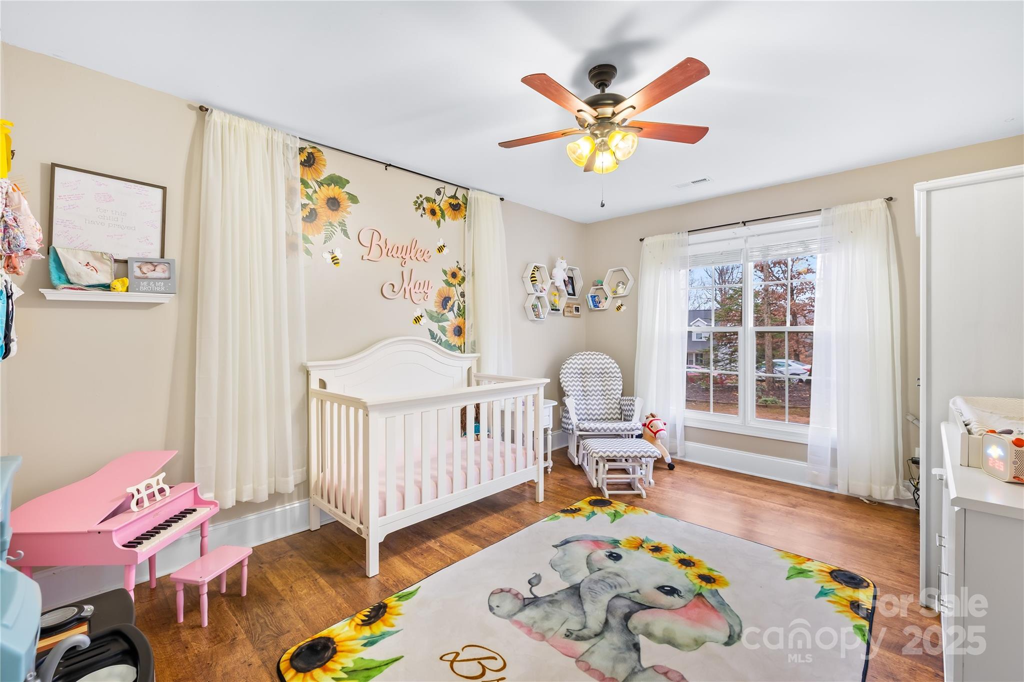 115 Springlake Drive