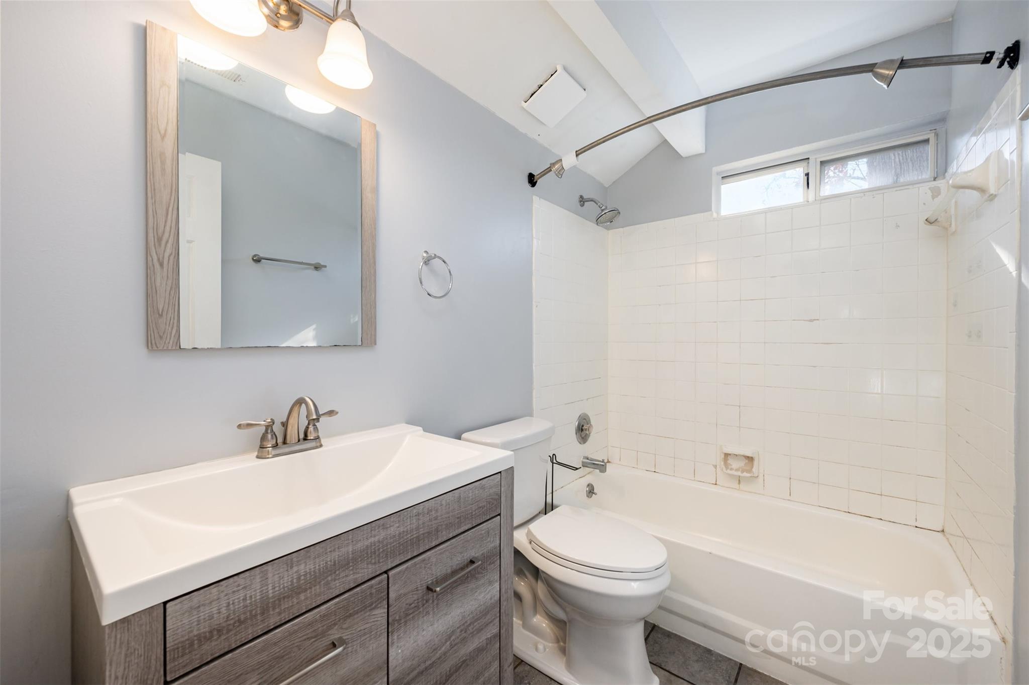 10925 Lassen Court