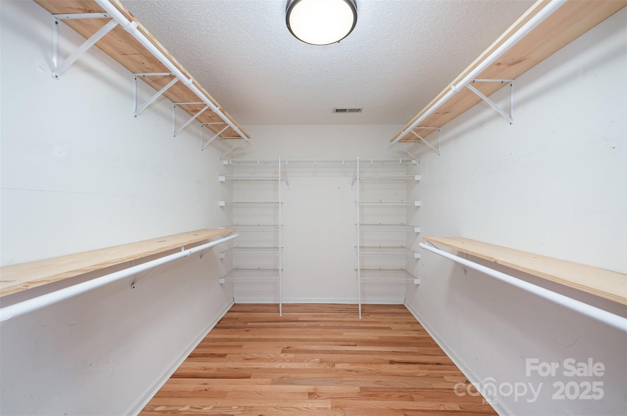 10925 Lassen Court