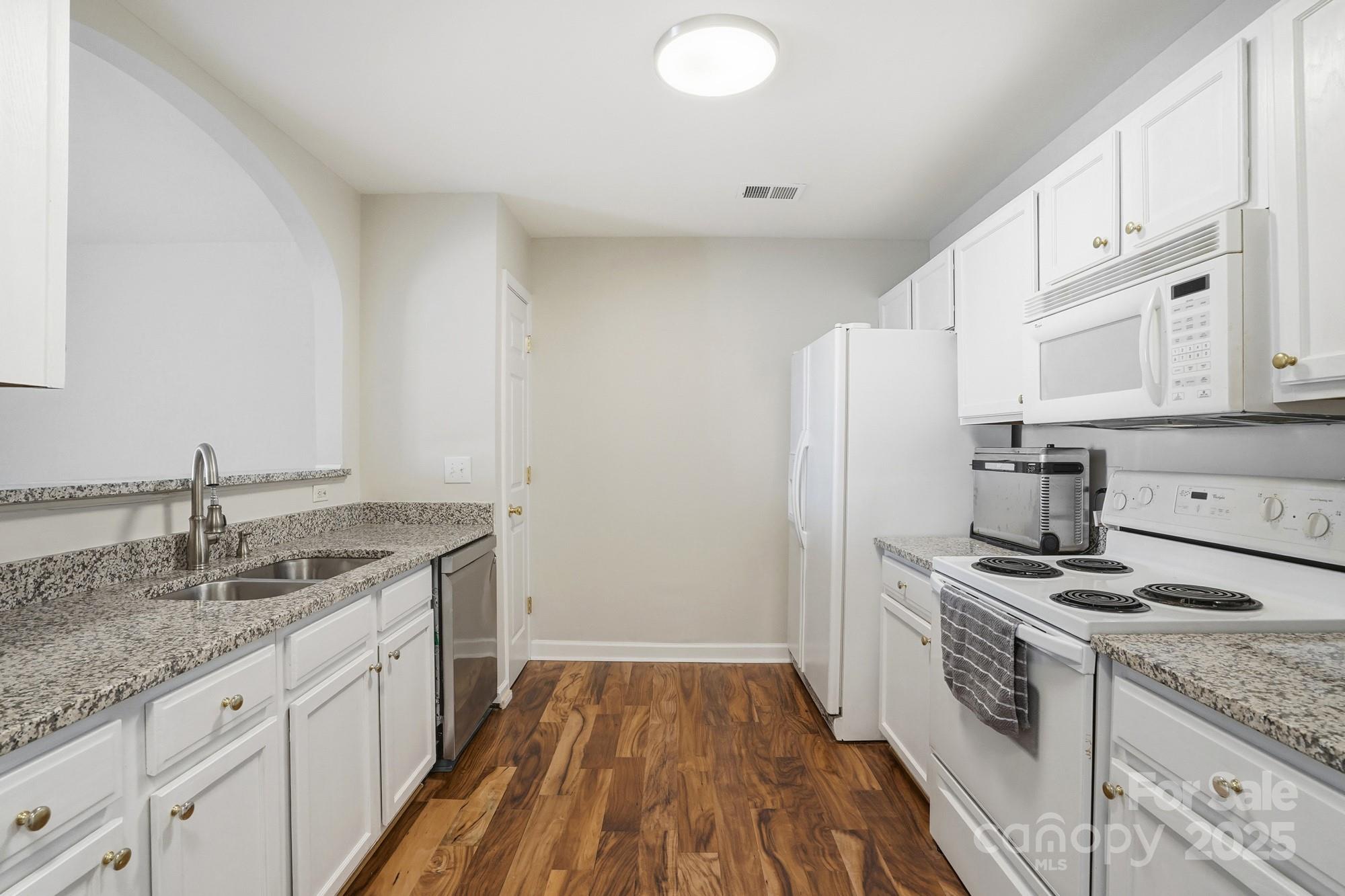 3855 Glenlea Commons Drive