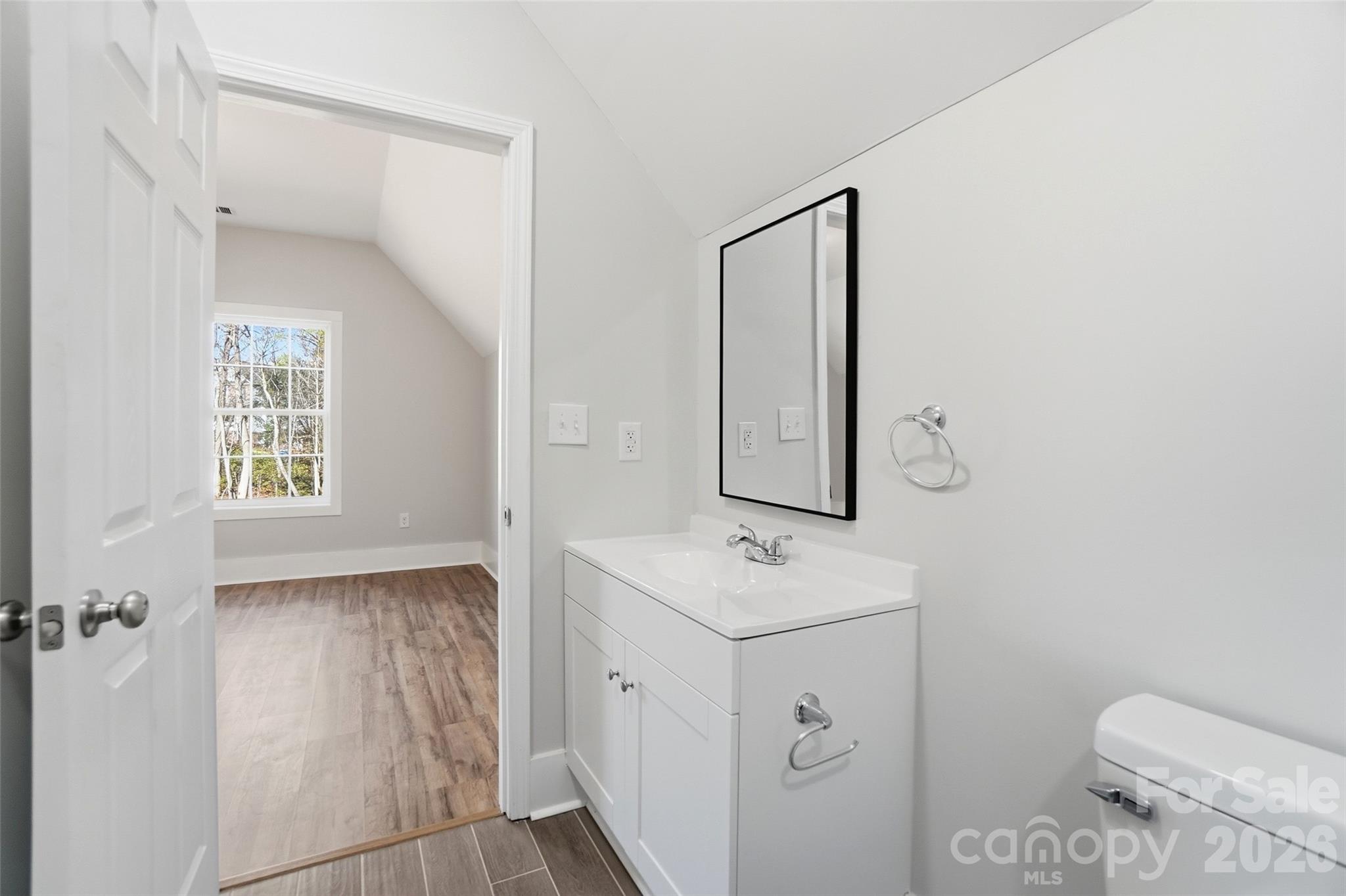 9067 Mccray Farms Drive