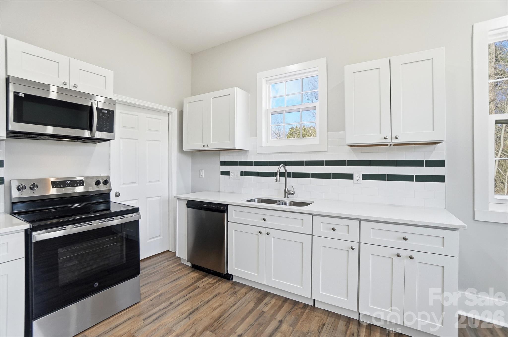 9067 Mccray Farms Drive