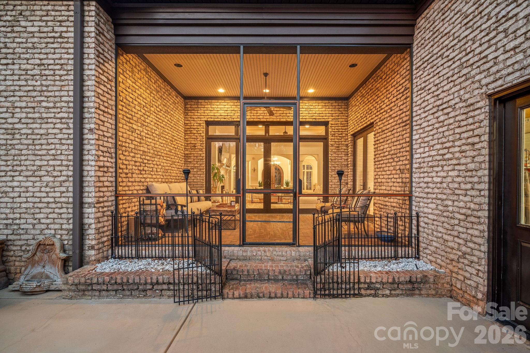 123 Cape Cod Way