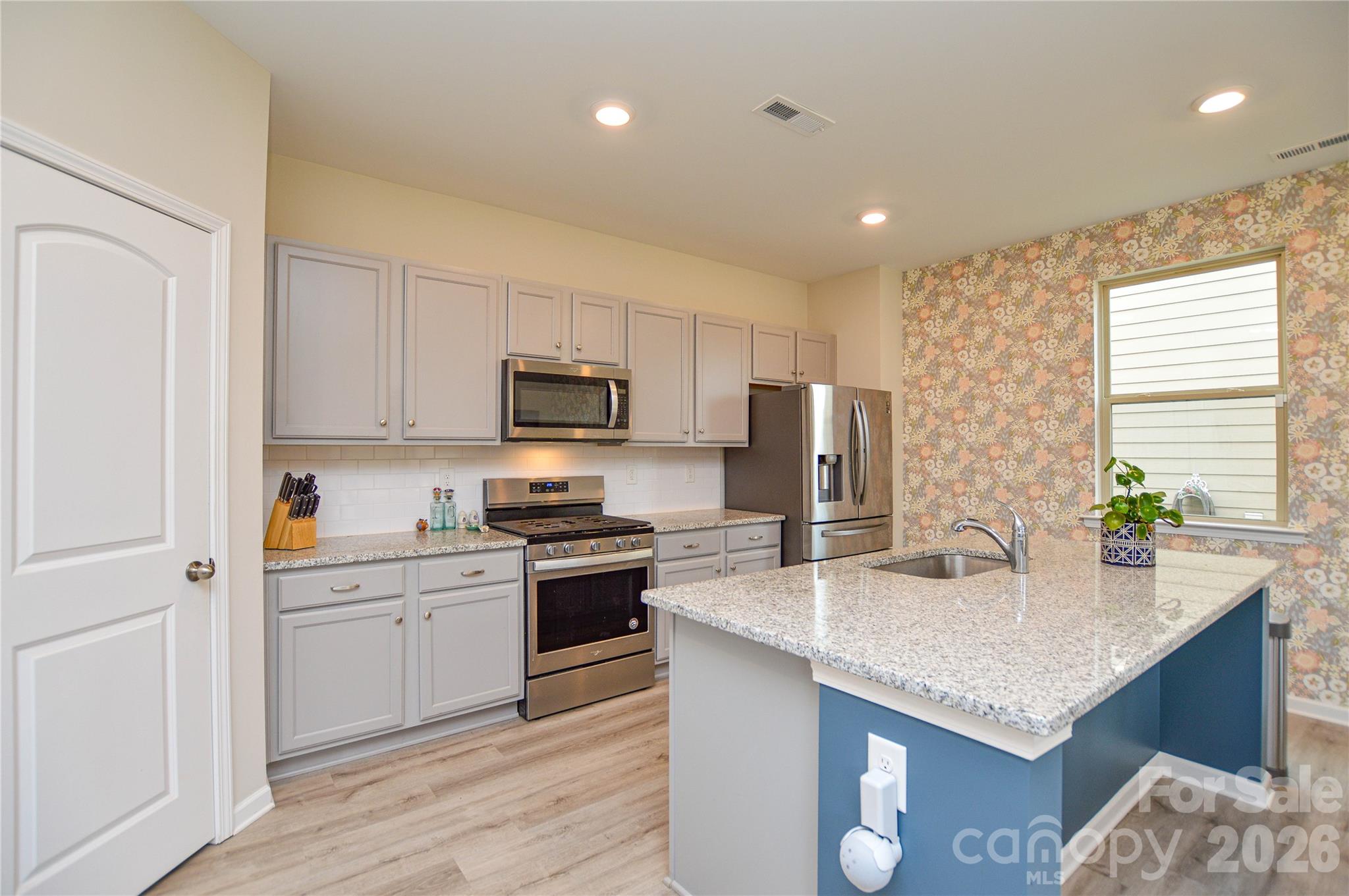 3002 Weddington Pointe Drive