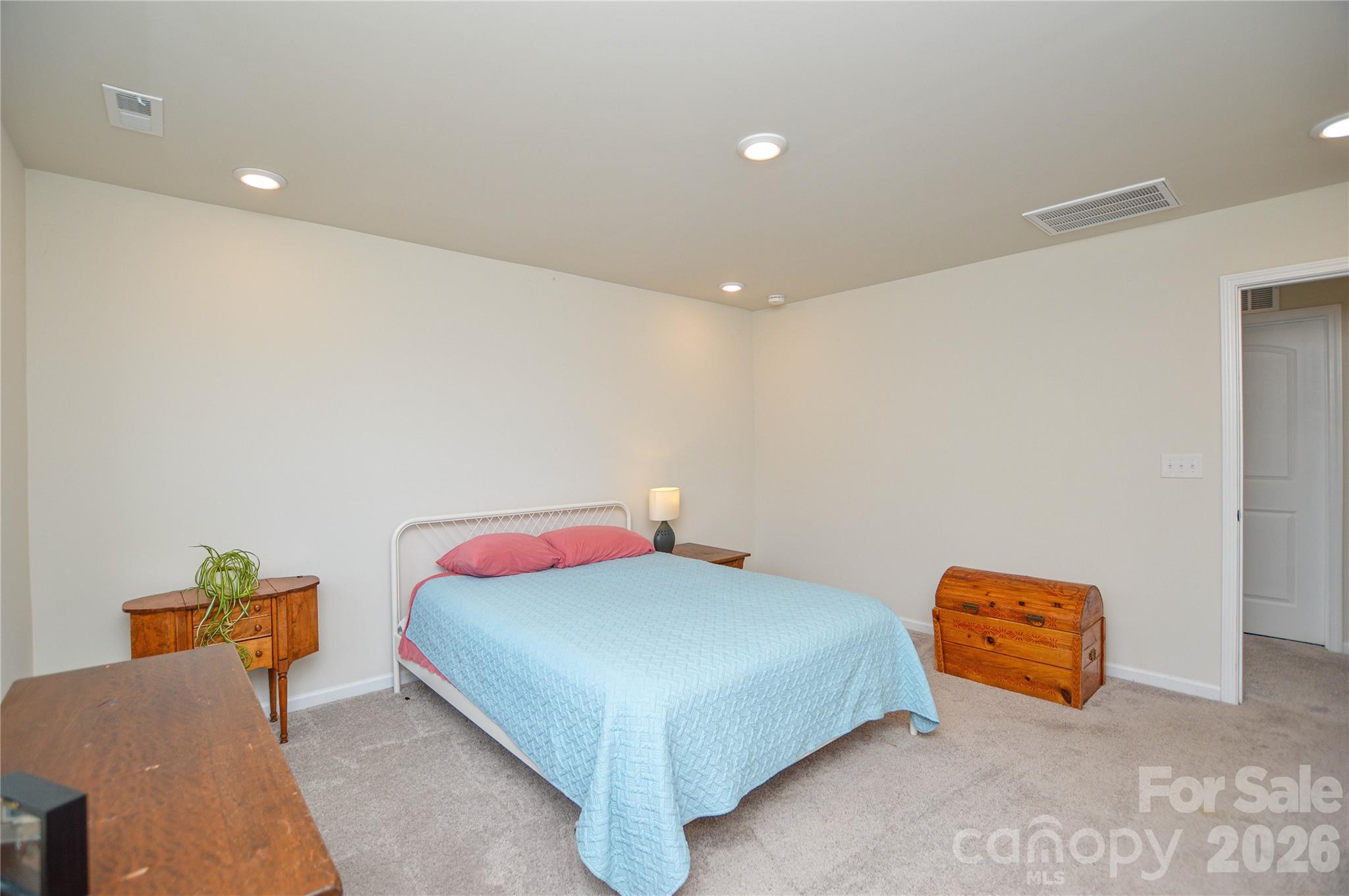 3002 Weddington Pointe Drive