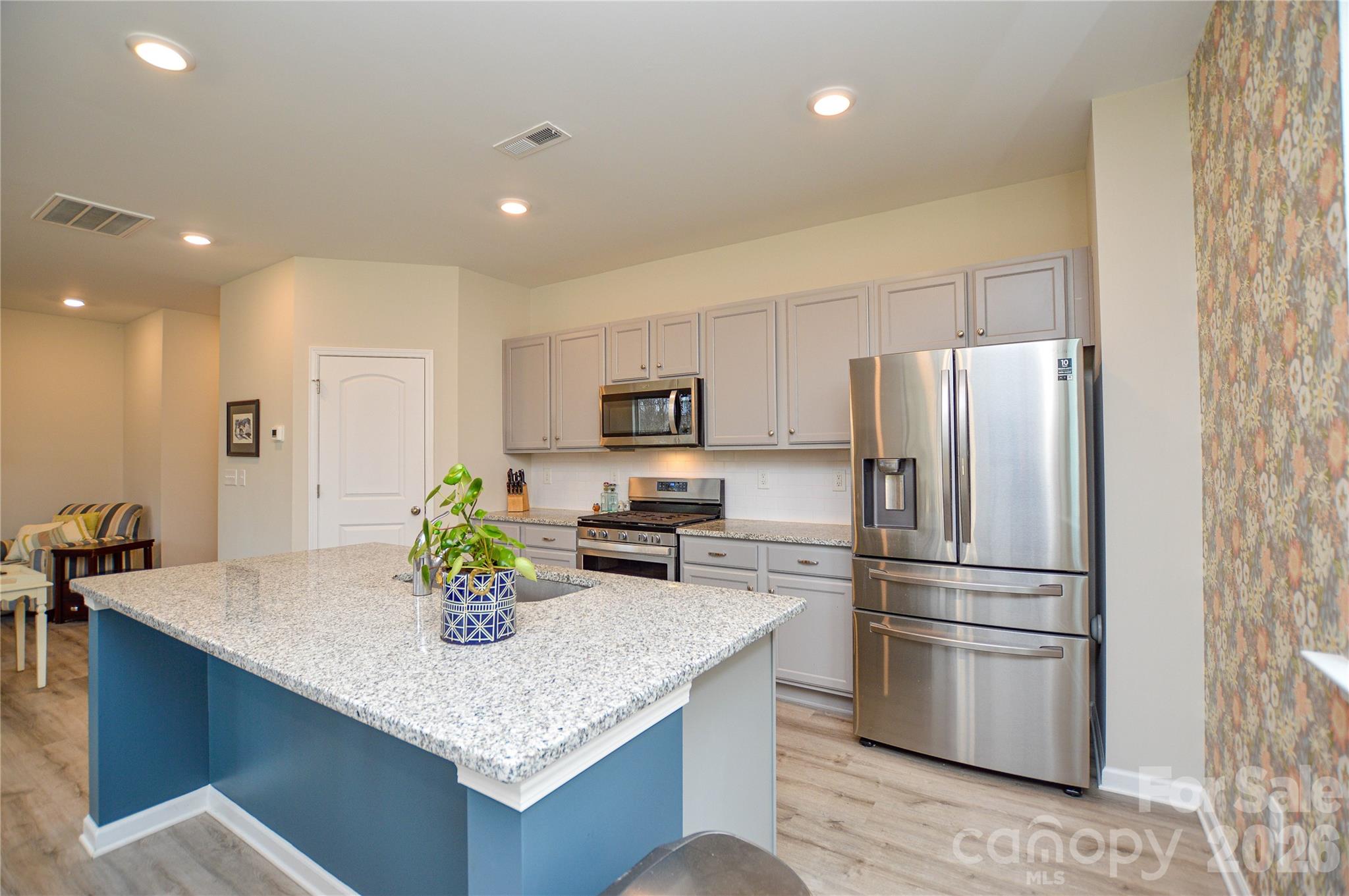 3002 Weddington Pointe Drive